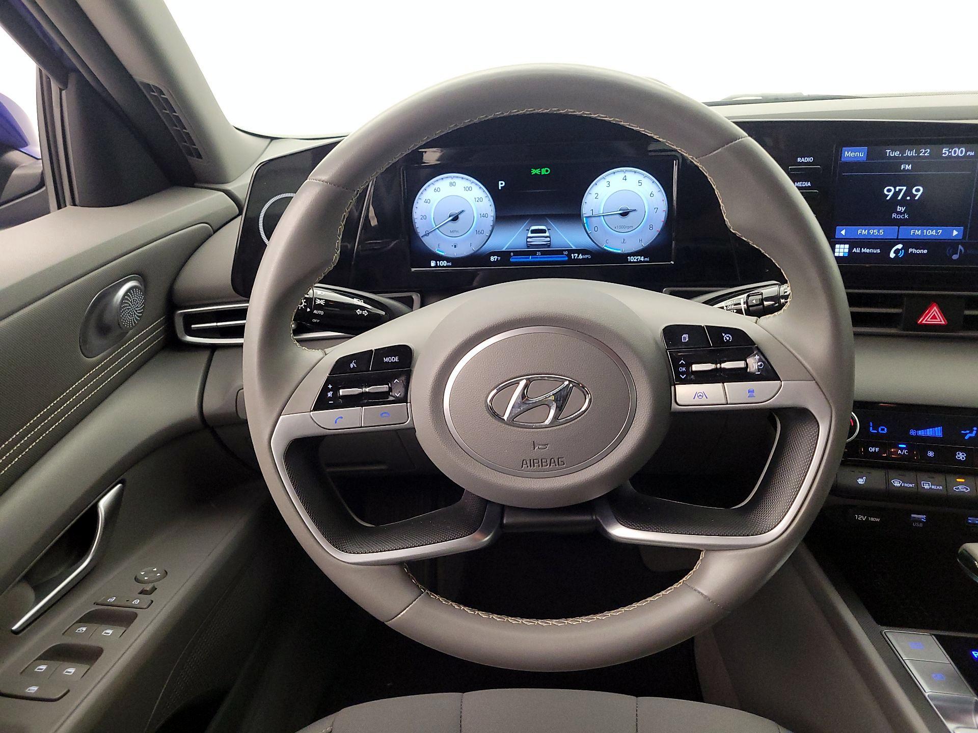 Thumbnail: 2021 Hyundai Elantra - 10