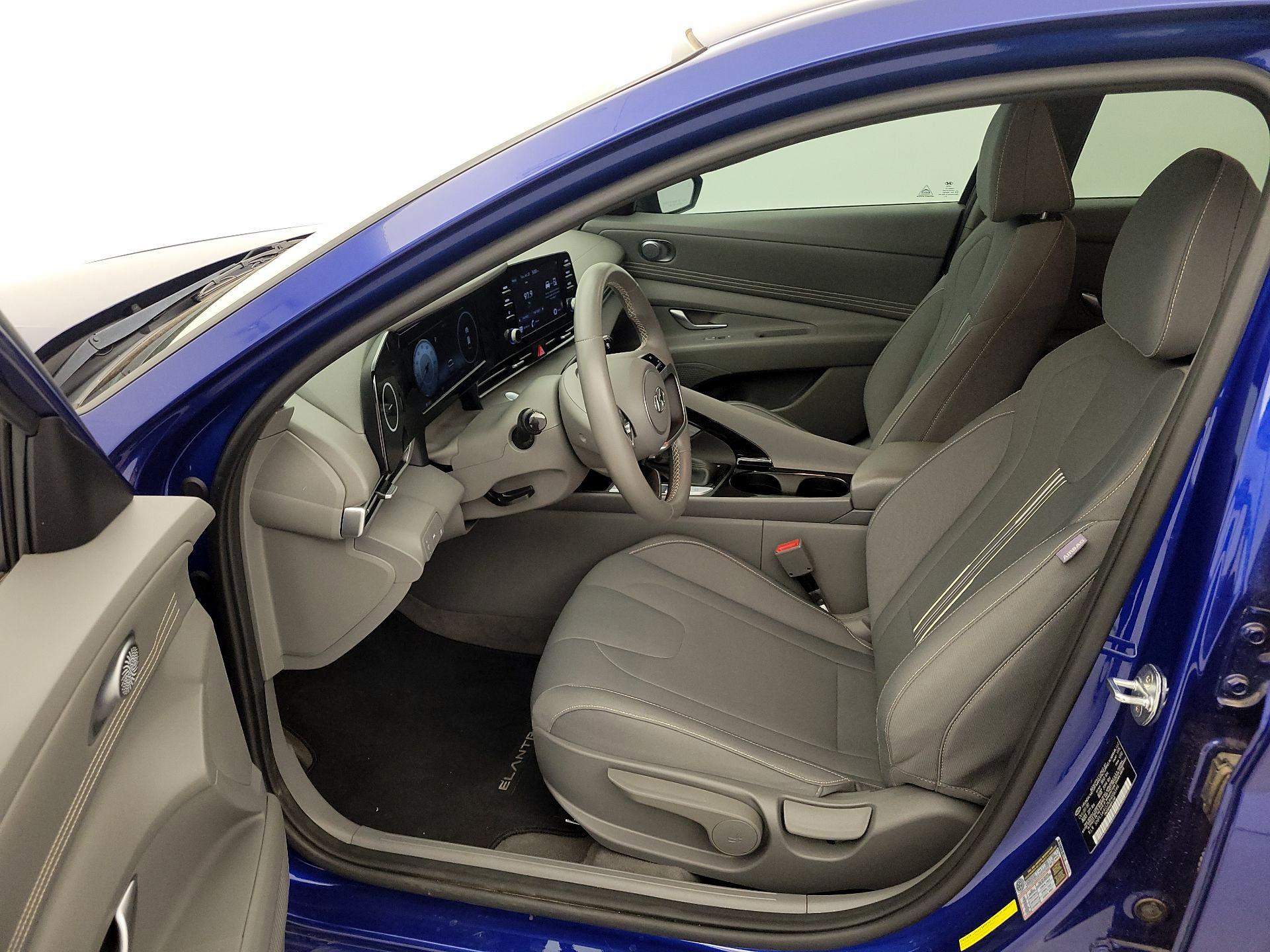 Thumbnail: 2021 Hyundai Elantra - 11