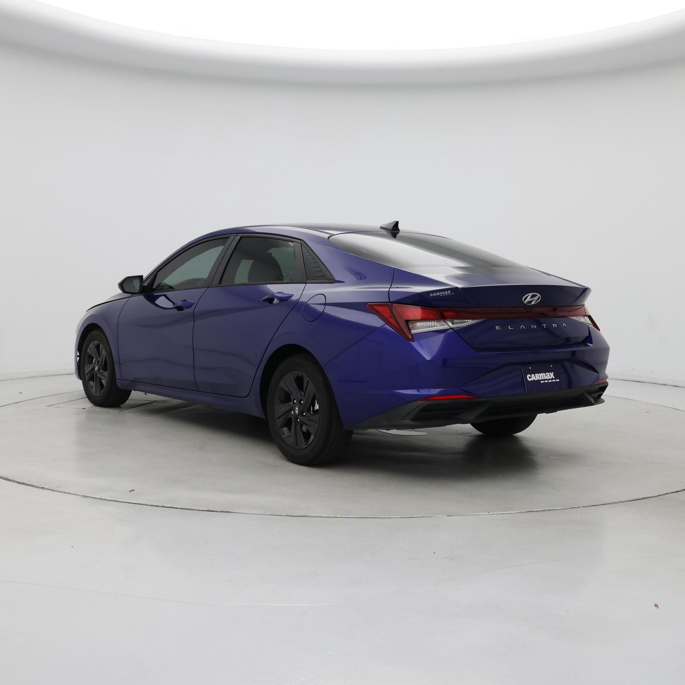 Thumbnail: 2021 Hyundai Elantra - 2