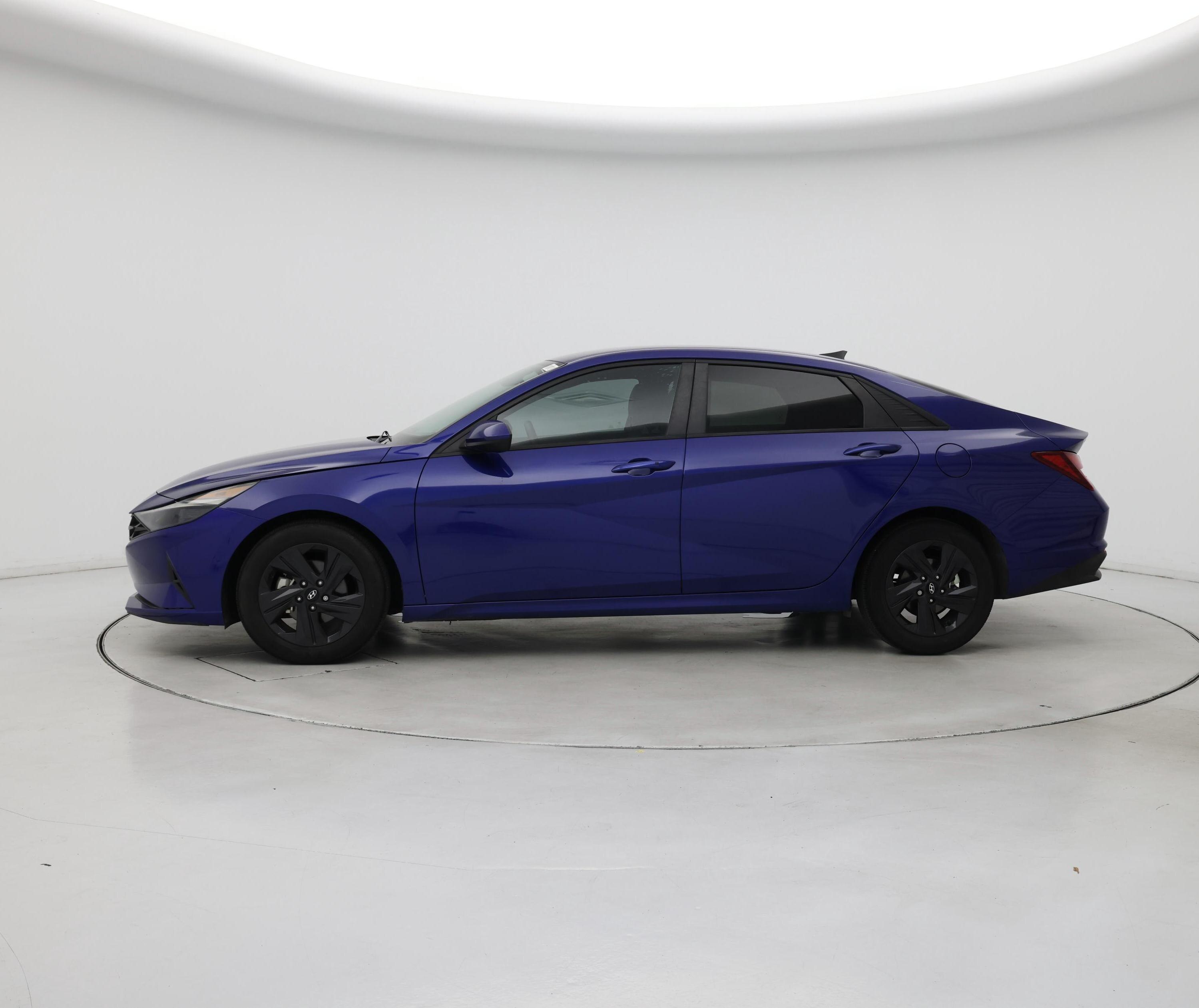 Thumbnail: 2021 Hyundai Elantra - 3