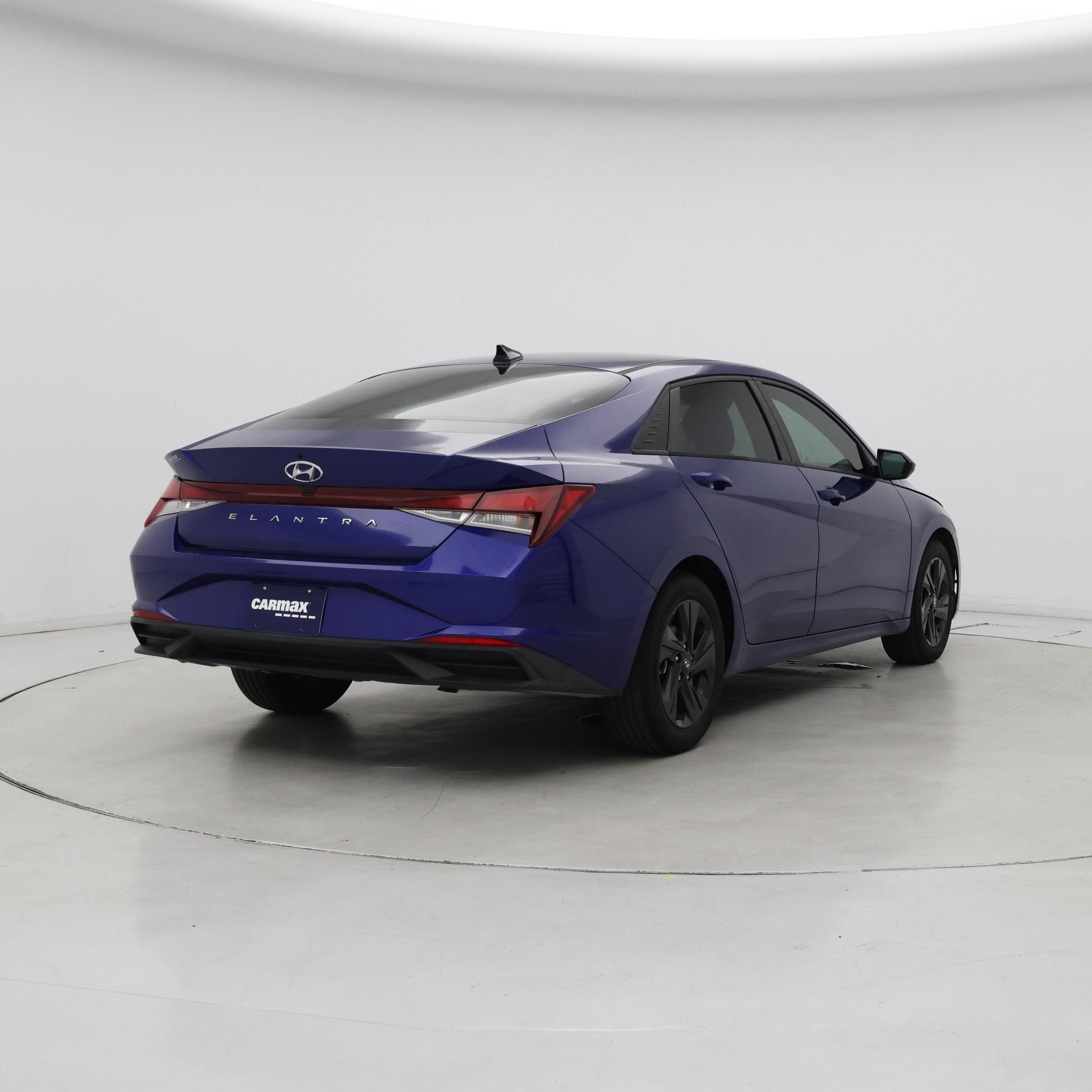 Thumbnail: 2021 Hyundai Elantra - 8