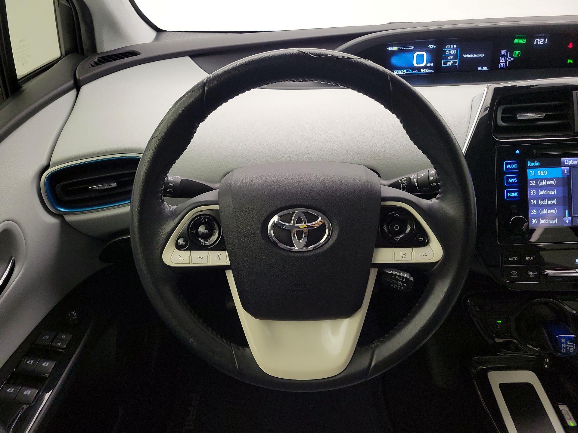Thumbnail: 2017 Toyota Prius - 10