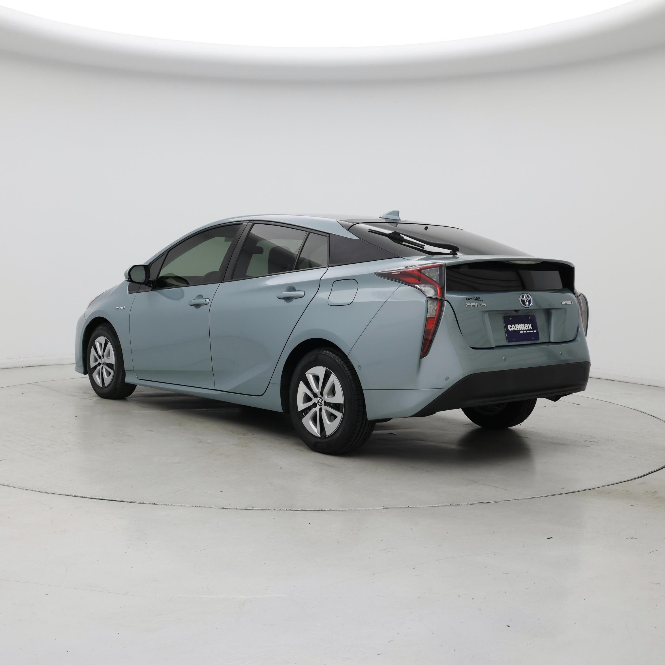 Thumbnail: 2017 Toyota Prius - 2