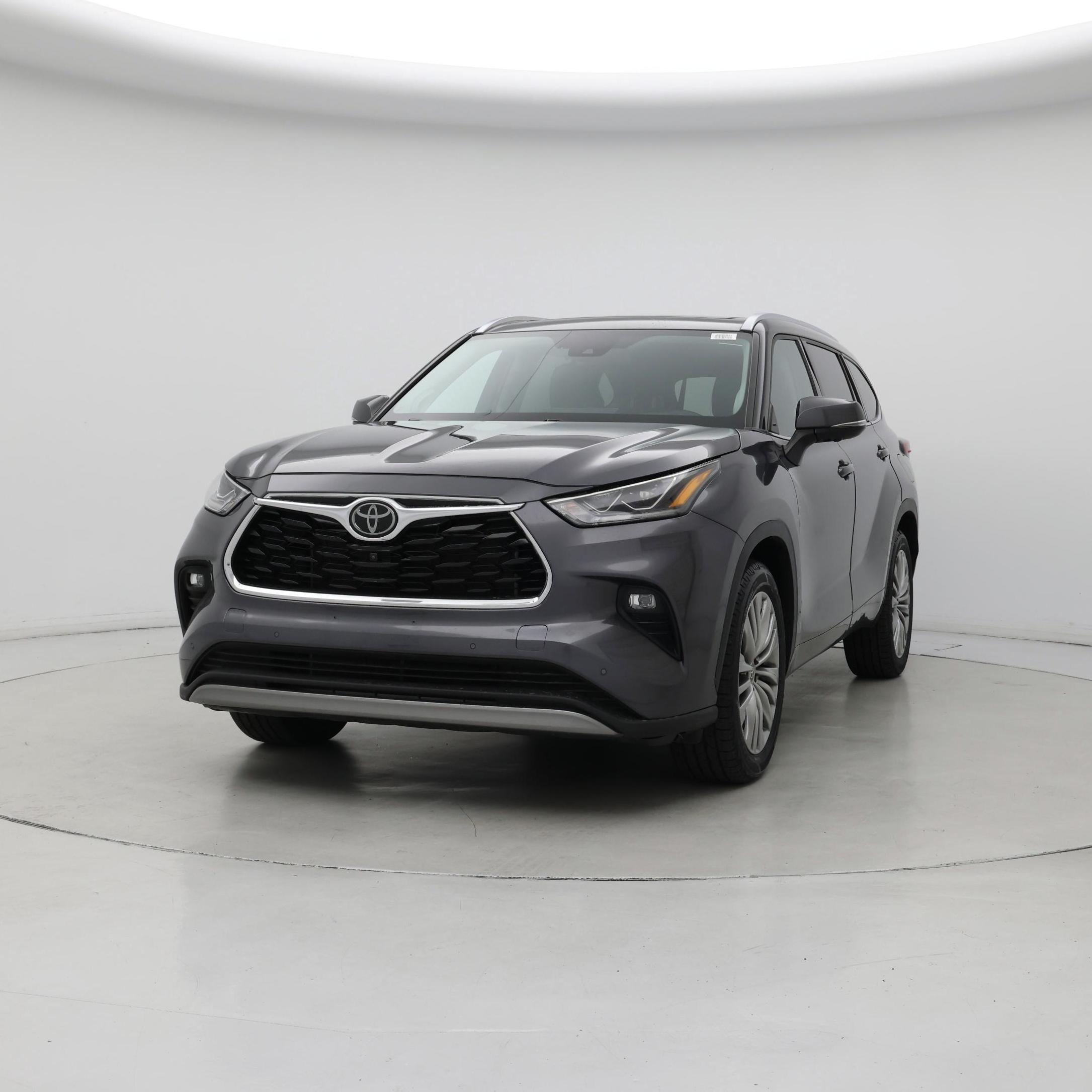 Thumbnail: 2023 Toyota Highlander - 4