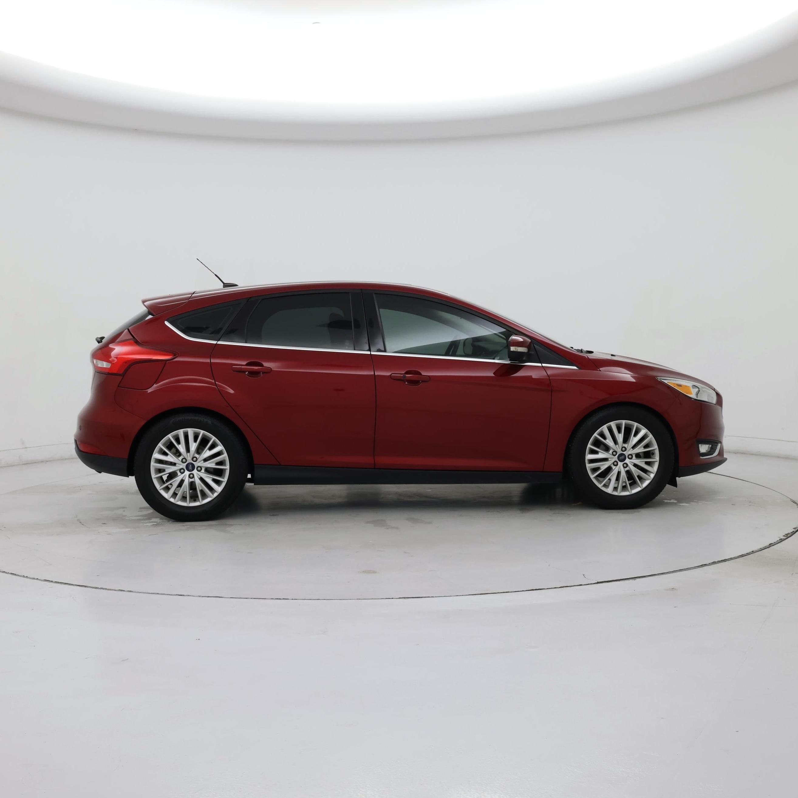 Thumbnail: 2017 Ford Focus - 7
