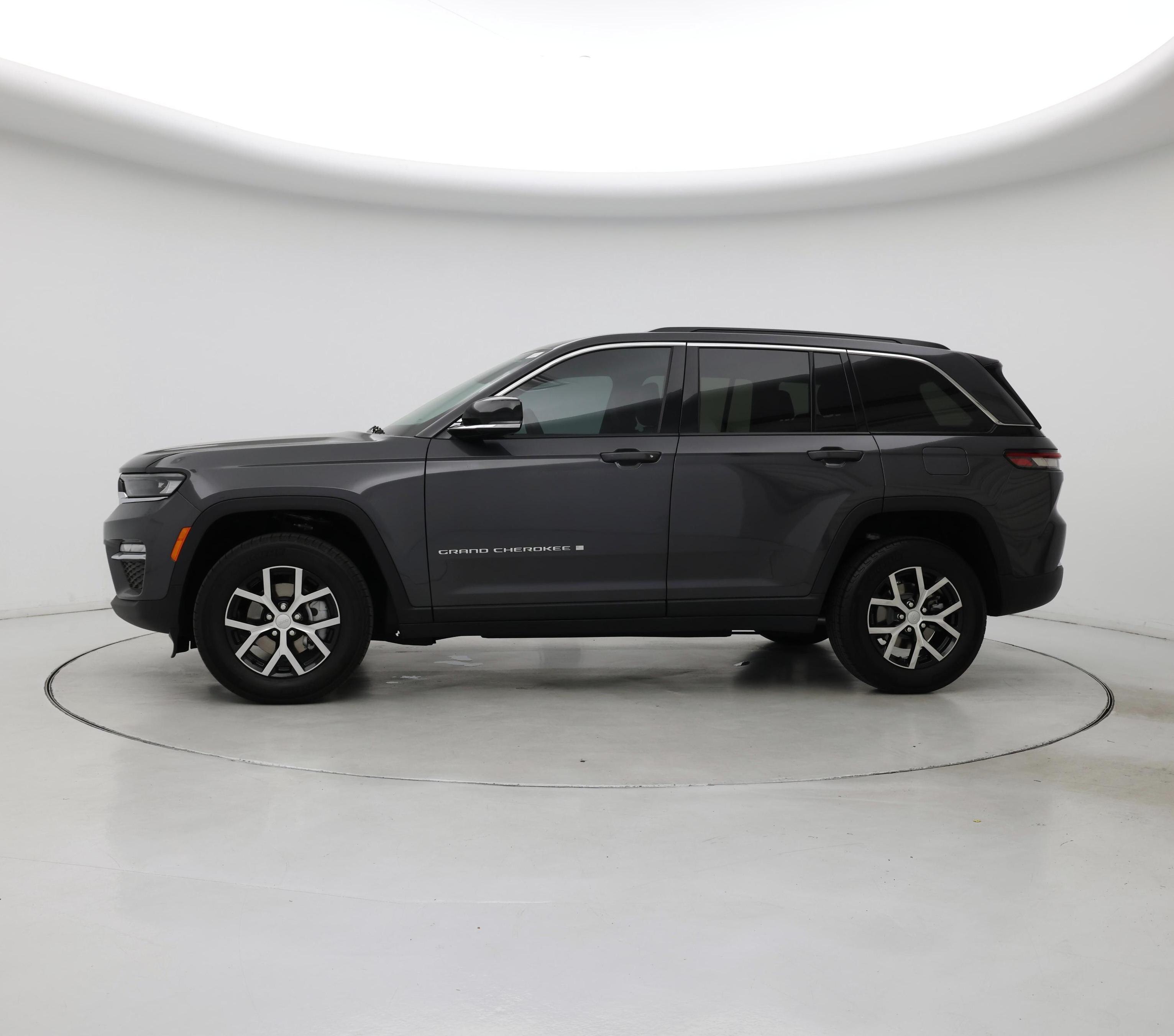 Thumbnail: 2025 Jeep Grand Cherokee - 3