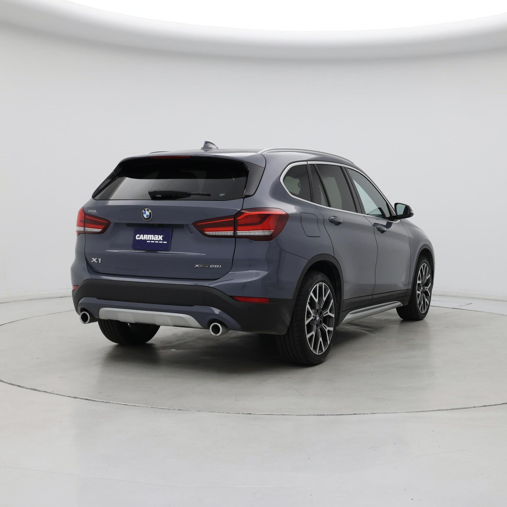 Thumbnail: 2022 BMW X1 - 8
