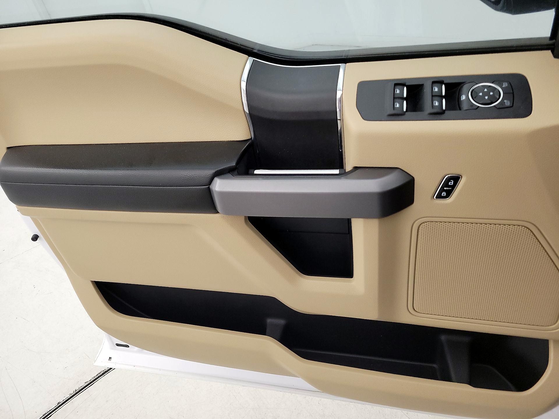 Thumbnail: 2015 Ford F-150 - 12