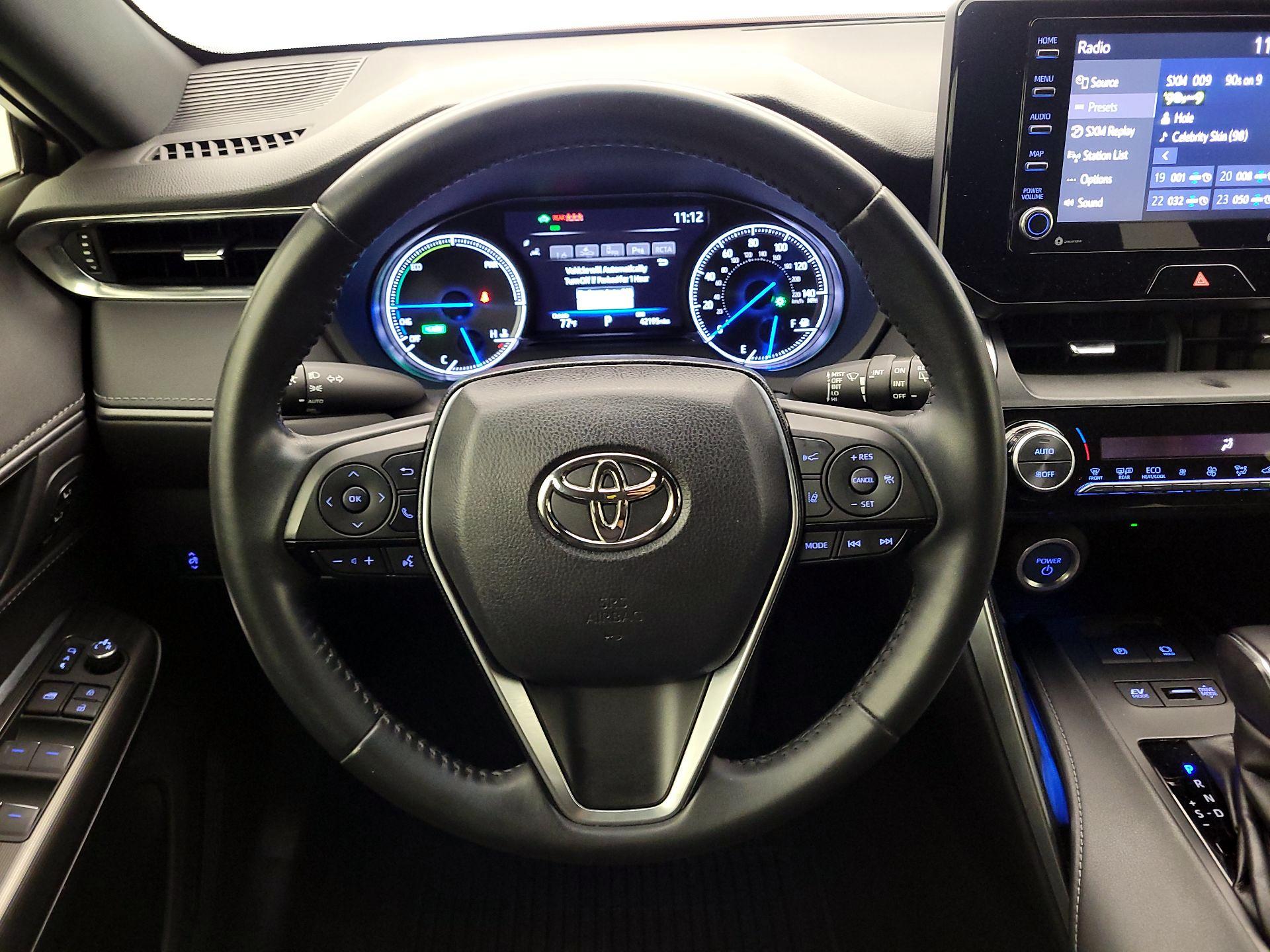 Thumbnail: 2022 Toyota Venza - 10