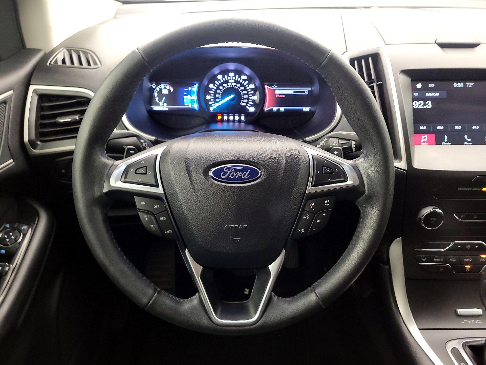 Thumbnail: 2017 Ford Edge - 10