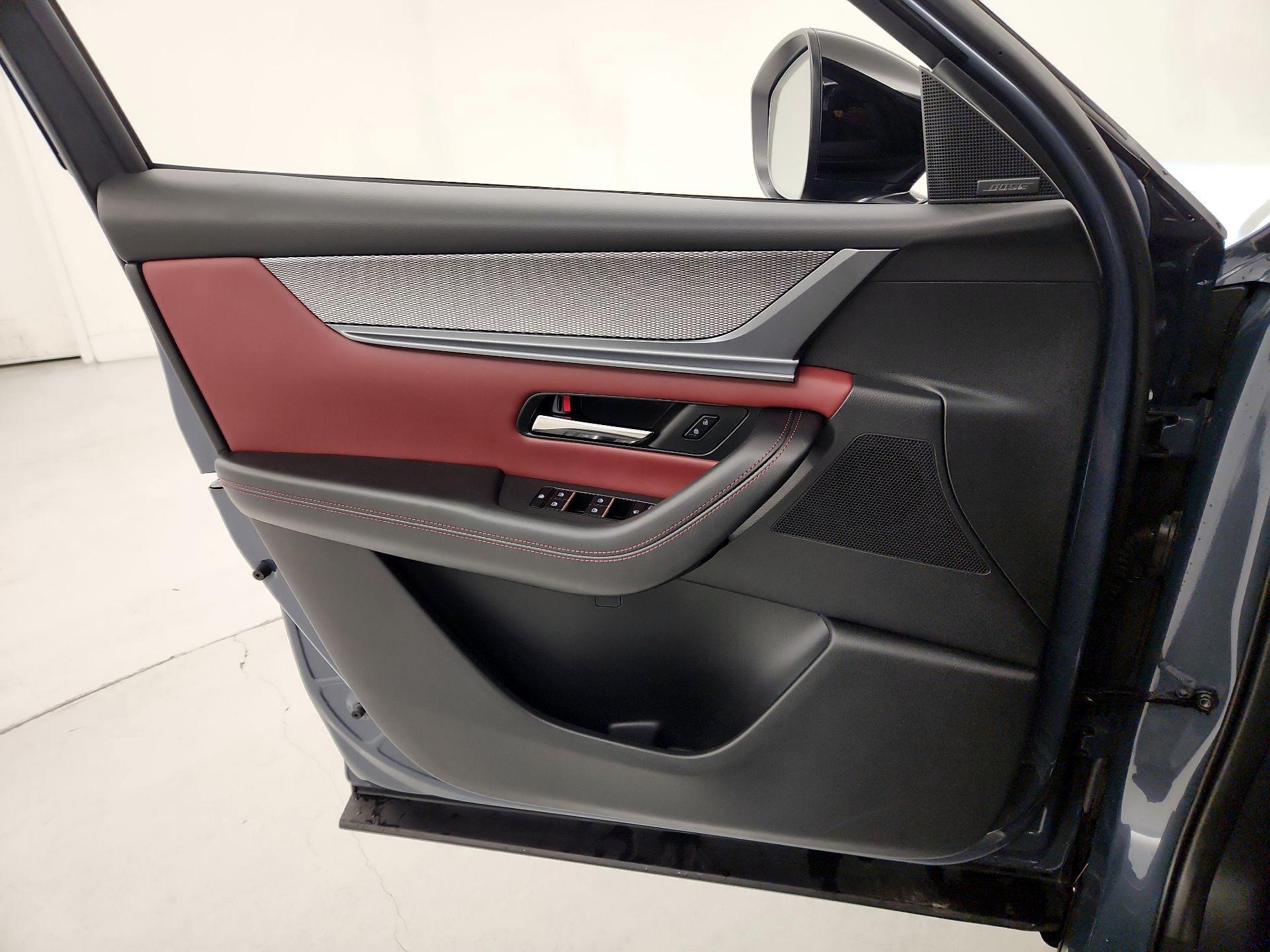 Thumbnail: 2025 Mazda CX-70 - 12