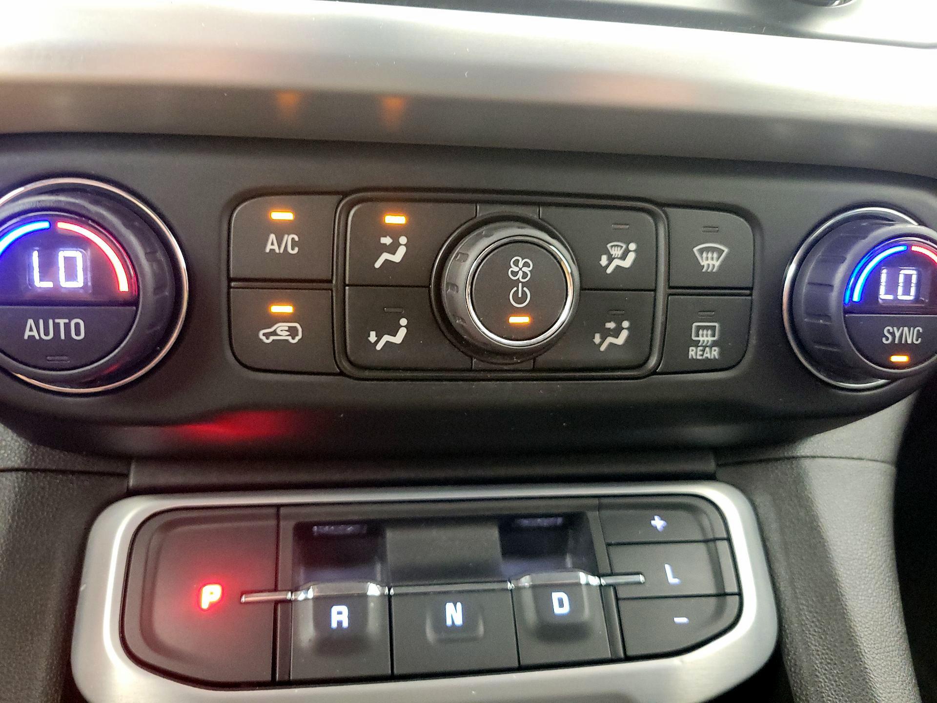 Thumbnail: 2021 GMC Acadia - 16