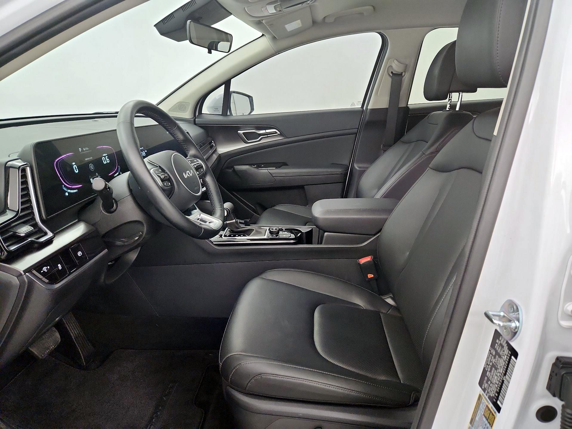 Thumbnail: 2025 Kia Sportage - 11