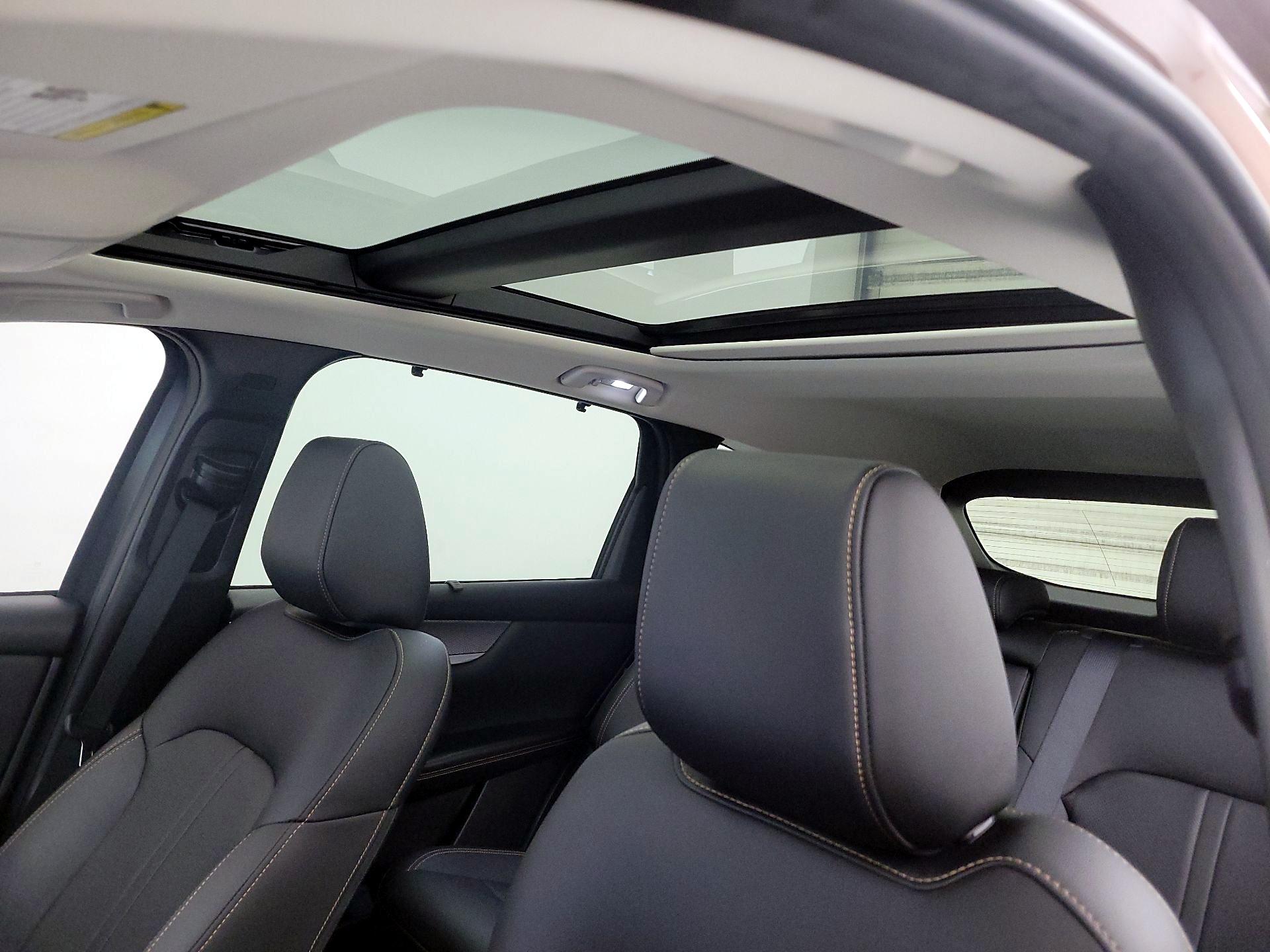 Thumbnail: 2025 Mazda CX-70 - 20