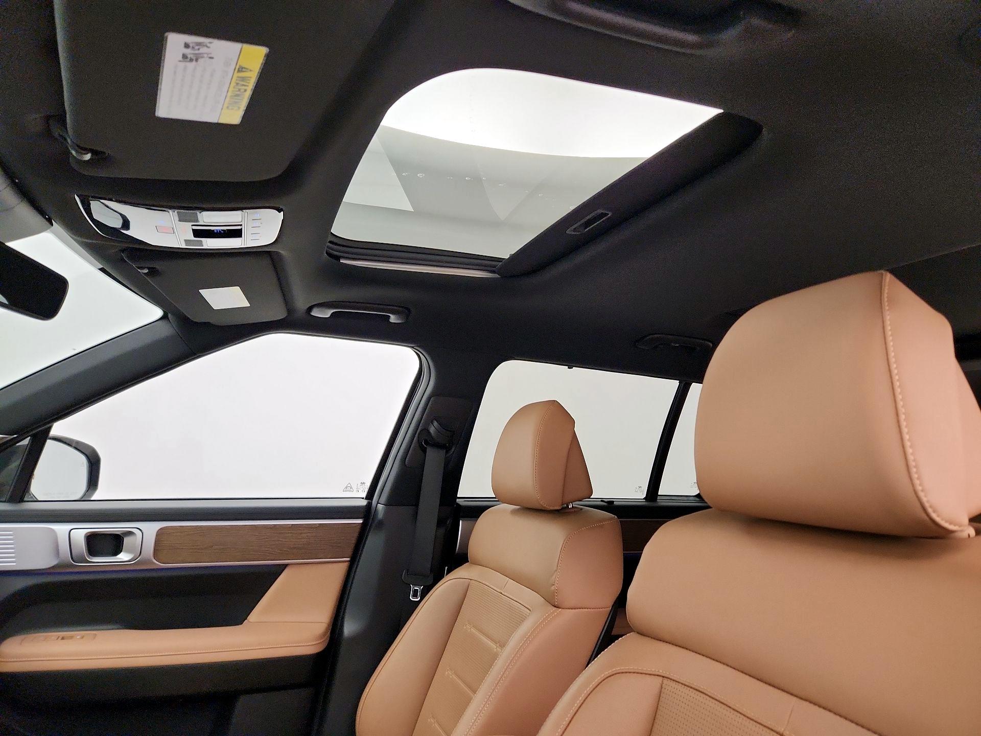 Thumbnail: 2024 Hyundai Santa Fe - 17