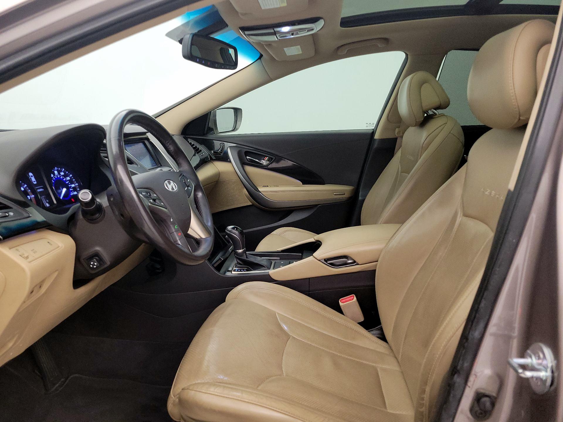 Thumbnail: 2013 Hyundai Azera - 11