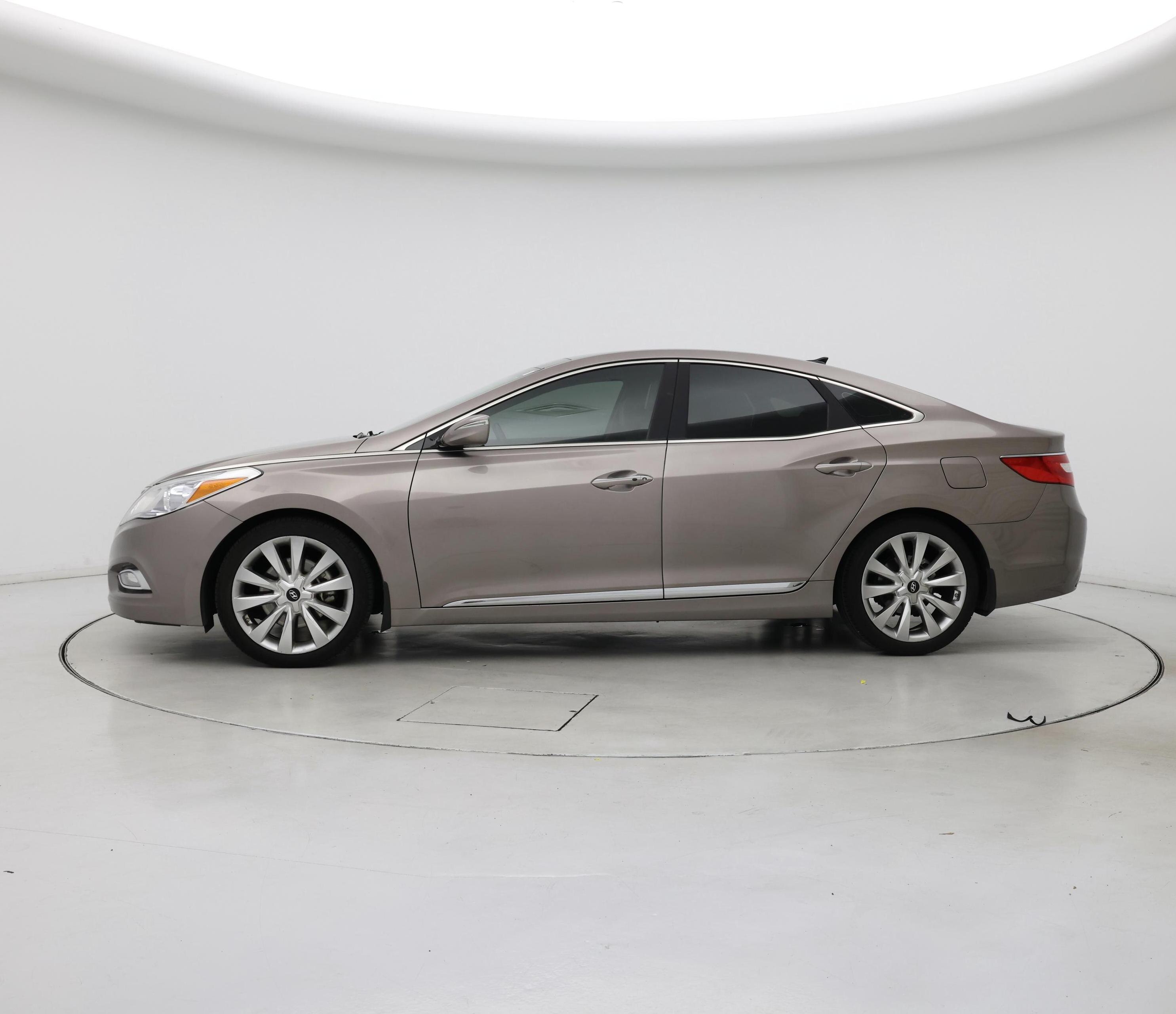 Thumbnail: 2013 Hyundai Azera - 3
