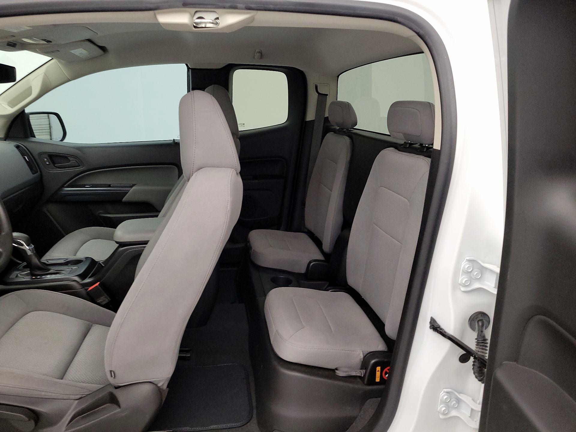 Thumbnail: 2022 Chevrolet Colorado - 19