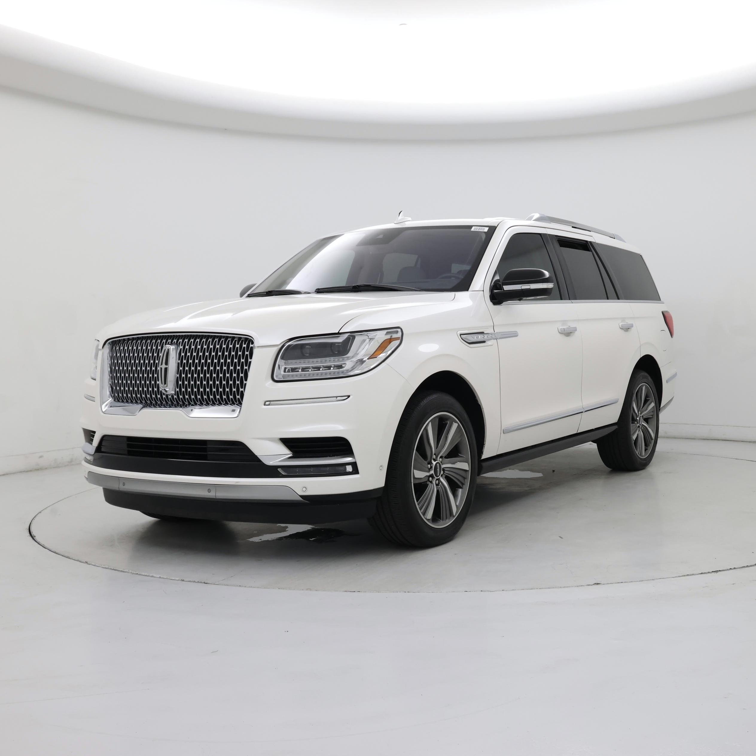 Thumbnail: 2019 Lincoln Navigator - 4