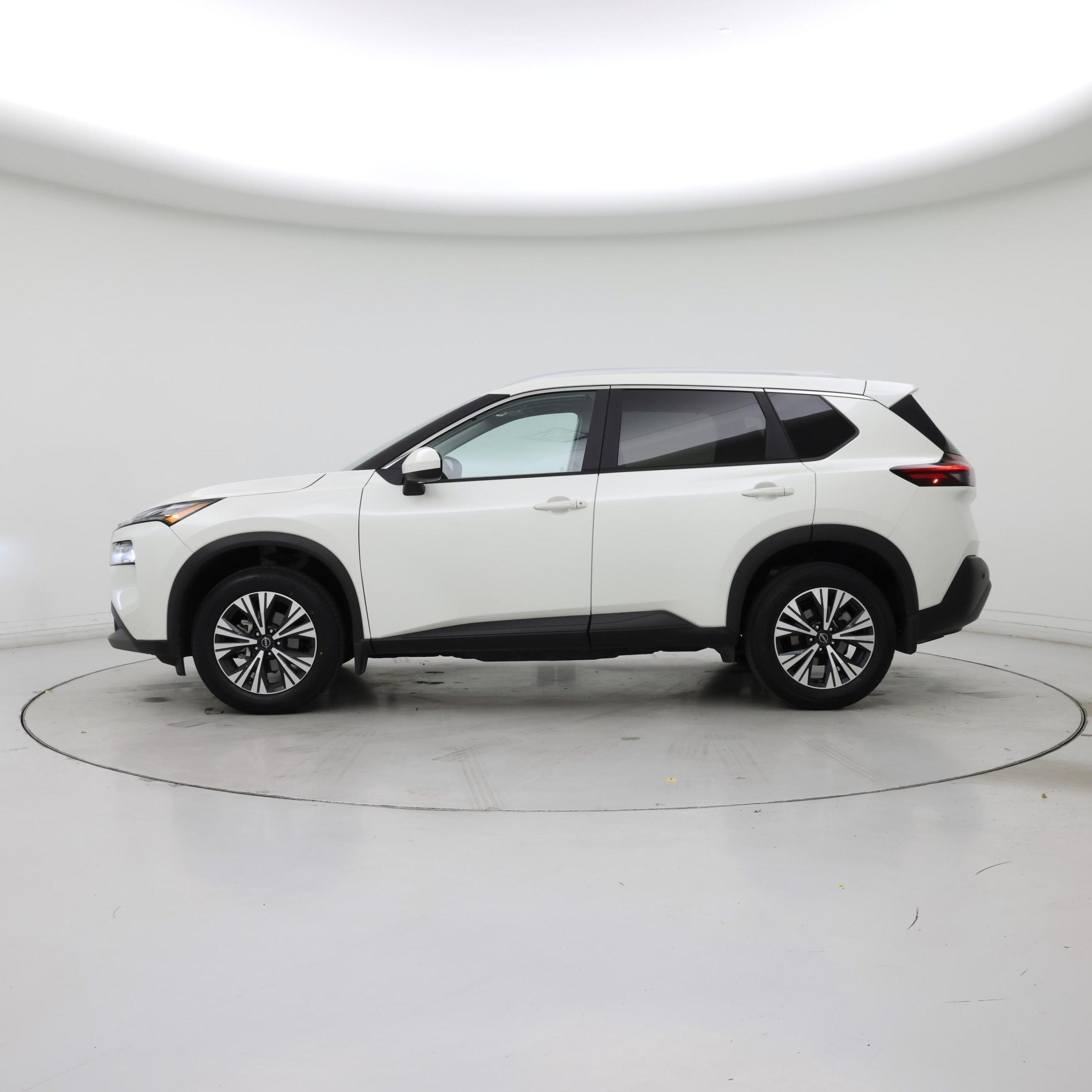 Thumbnail: 2023 Nissan Rogue - 3