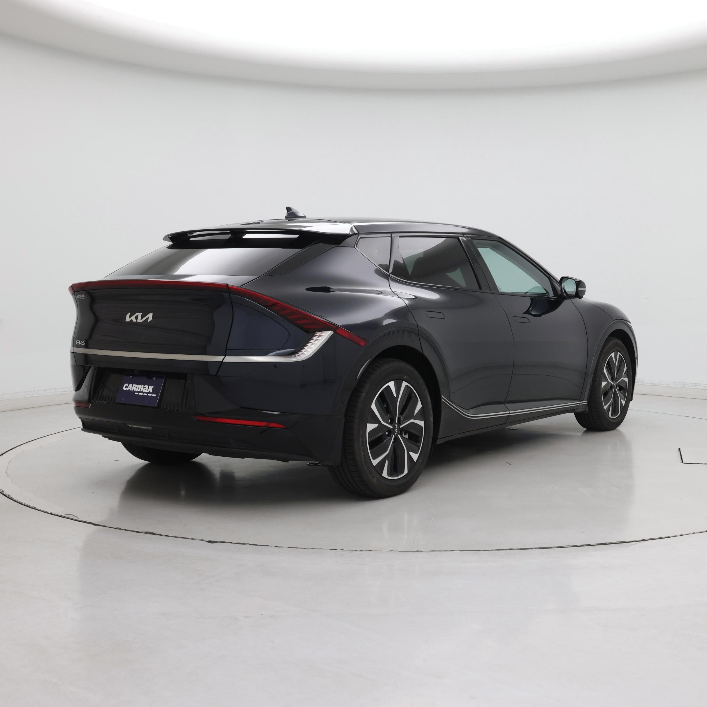 Thumbnail: 2022 Kia EV6 - 8