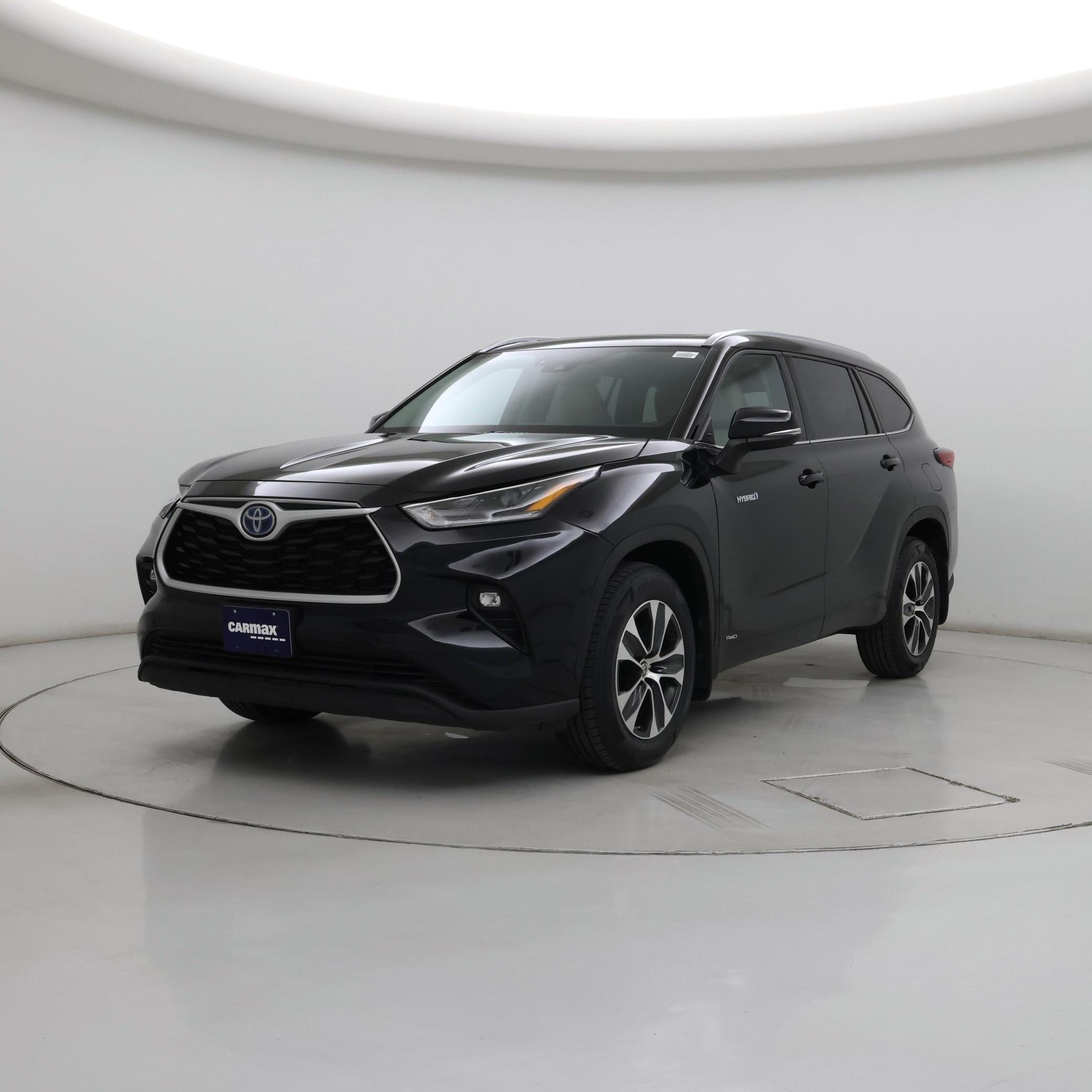 Thumbnail: 2021 Toyota Highlander - 4