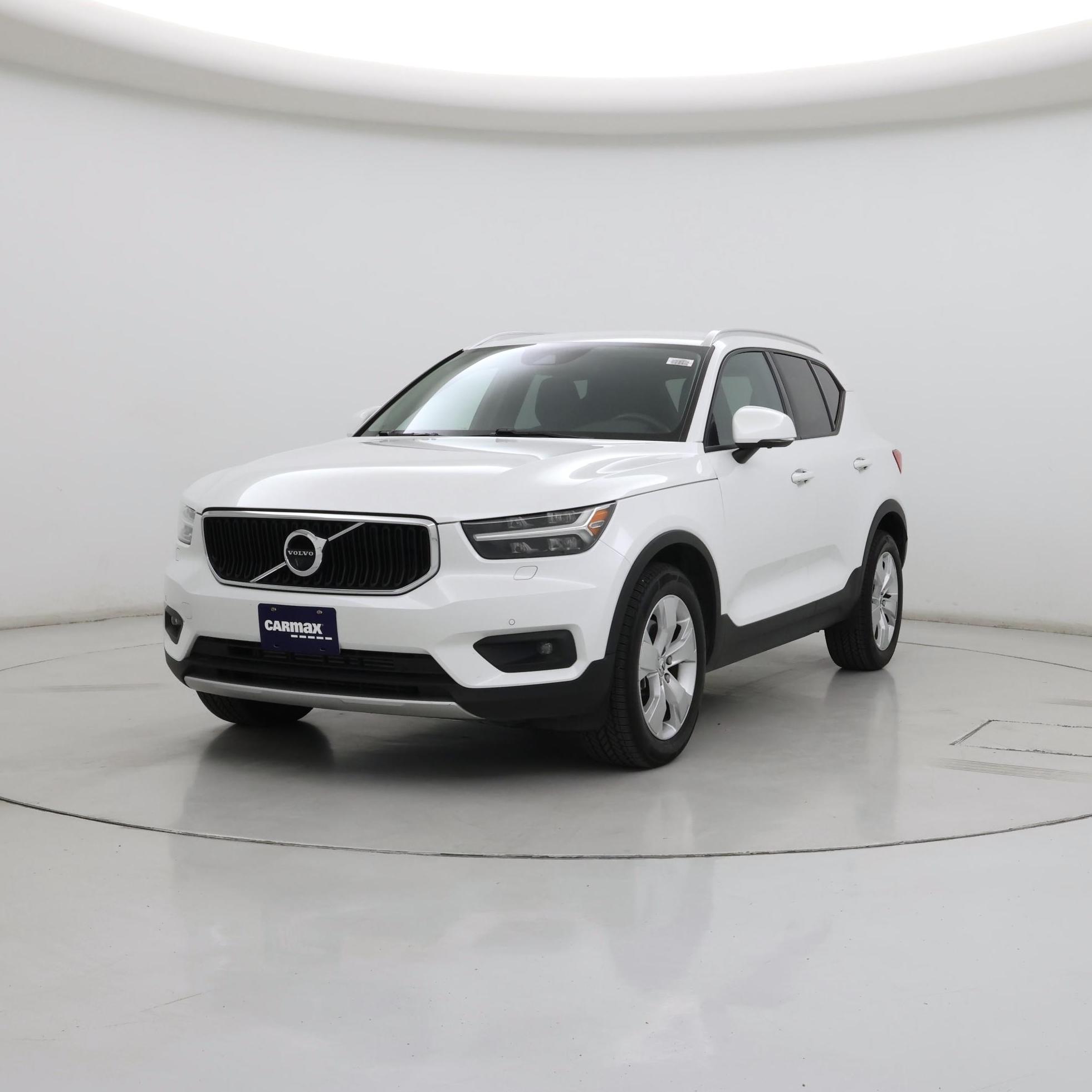Thumbnail: 2021 Volvo XC40 - 4