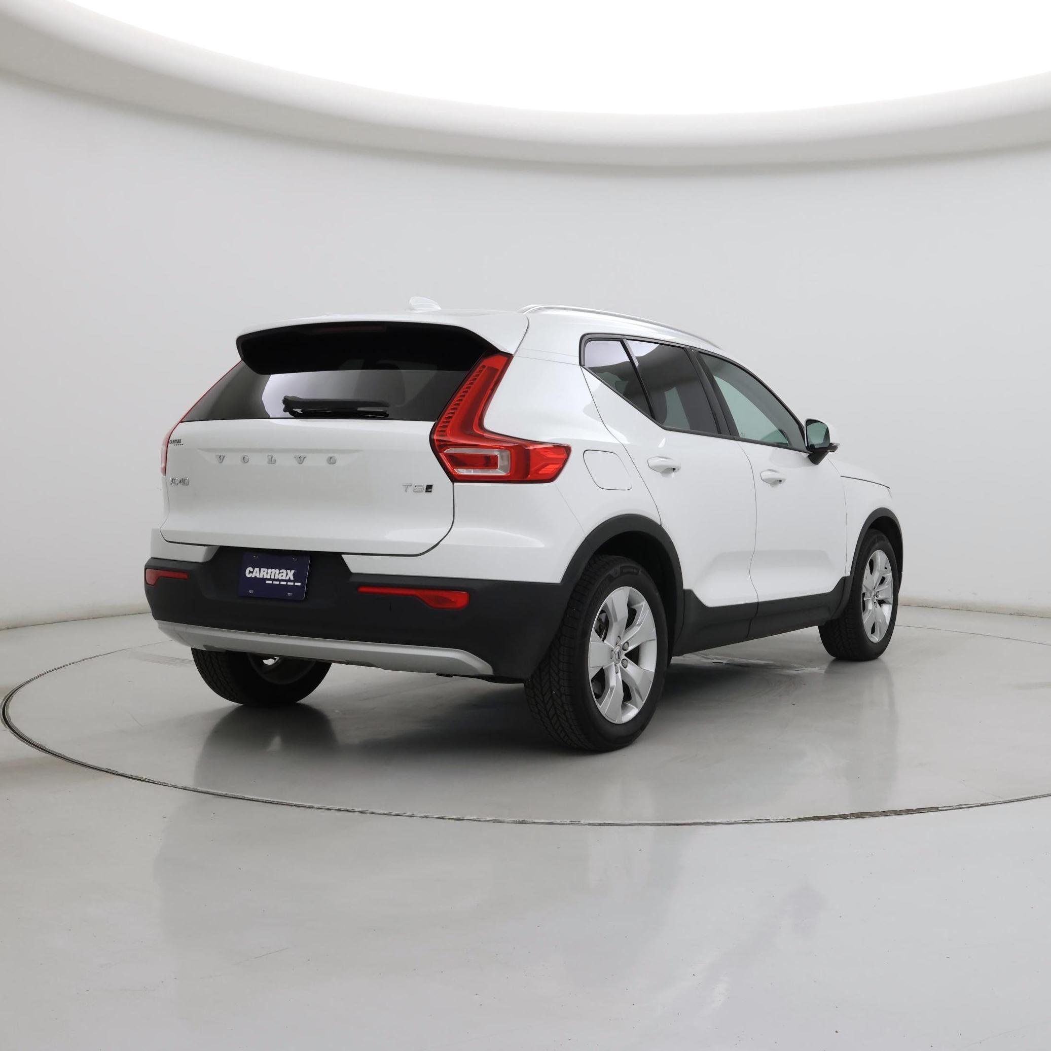 Thumbnail: 2021 Volvo XC40 - 8