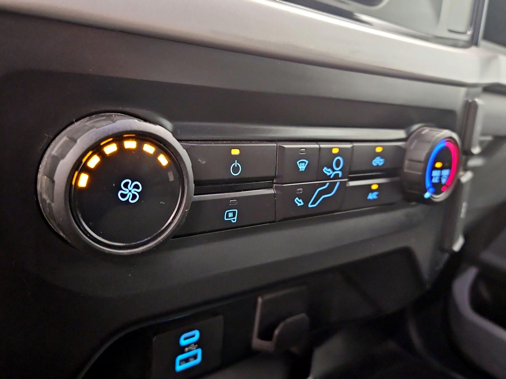 Thumbnail: 2022 Ford F-150 - 16