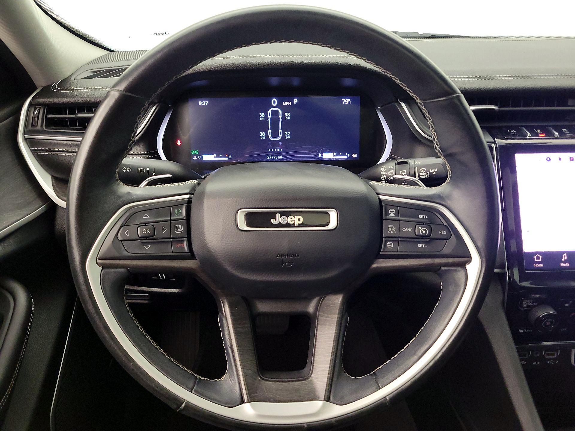 Thumbnail: 2021 Jeep Grand Cherokee - 10