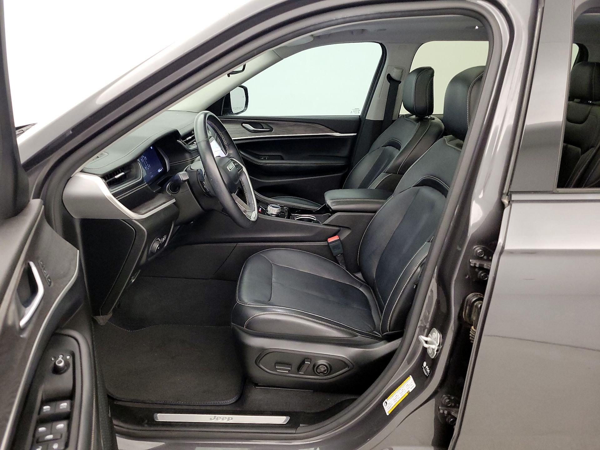 Thumbnail: 2021 Jeep Grand Cherokee - 11