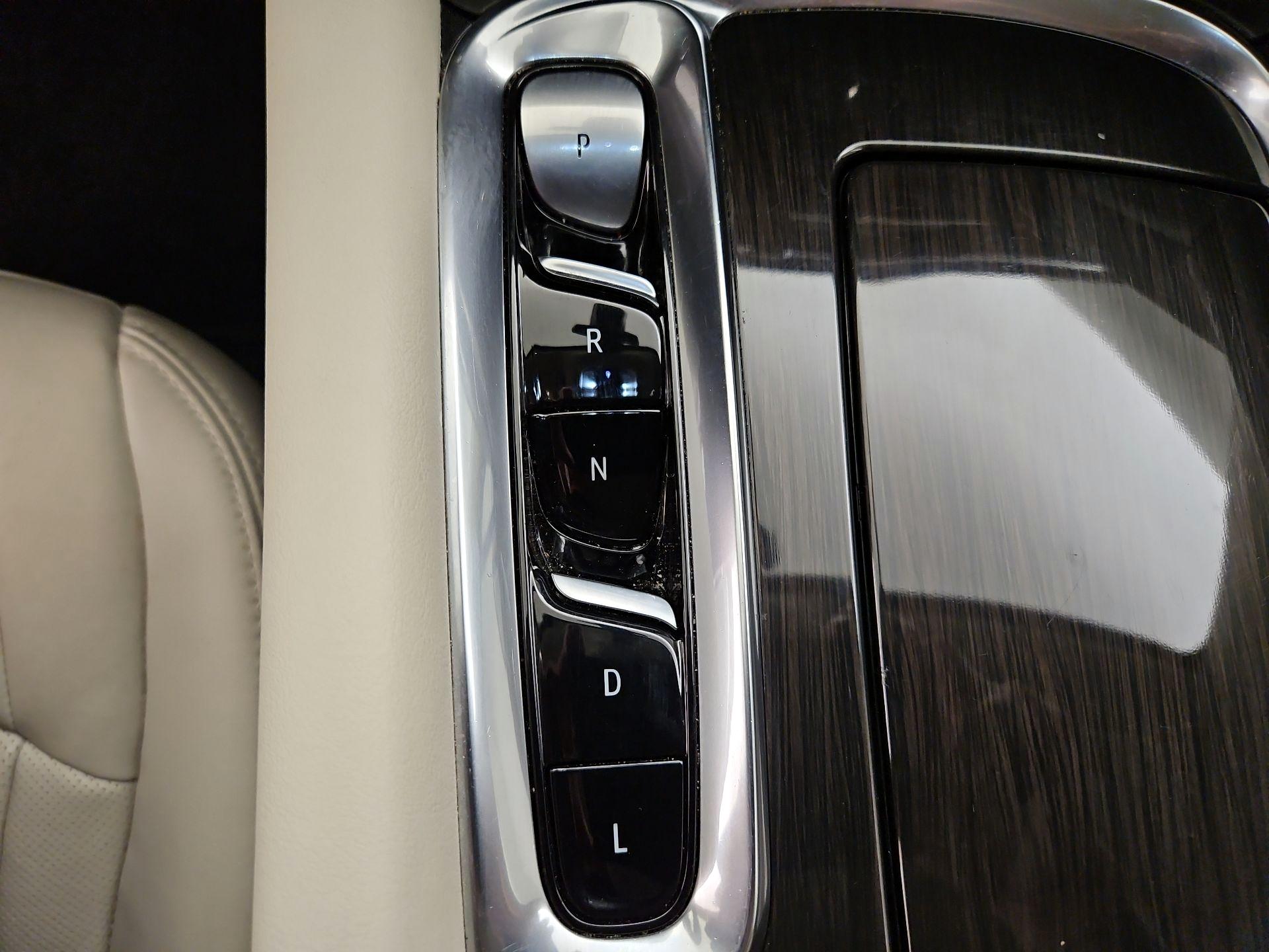 Thumbnail: 2022 Buick Enclave - 18