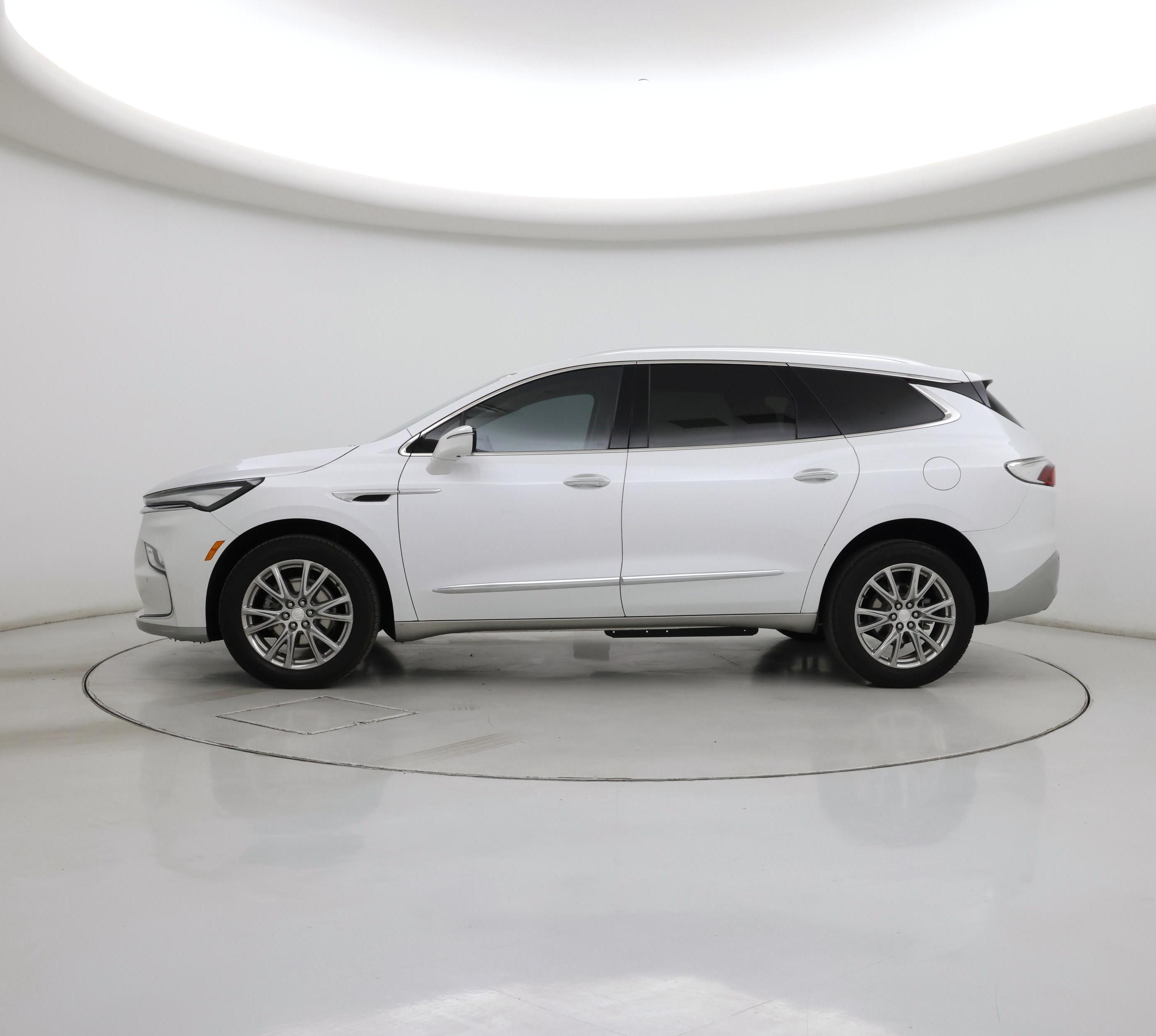 Thumbnail: 2022 Buick Enclave - 3