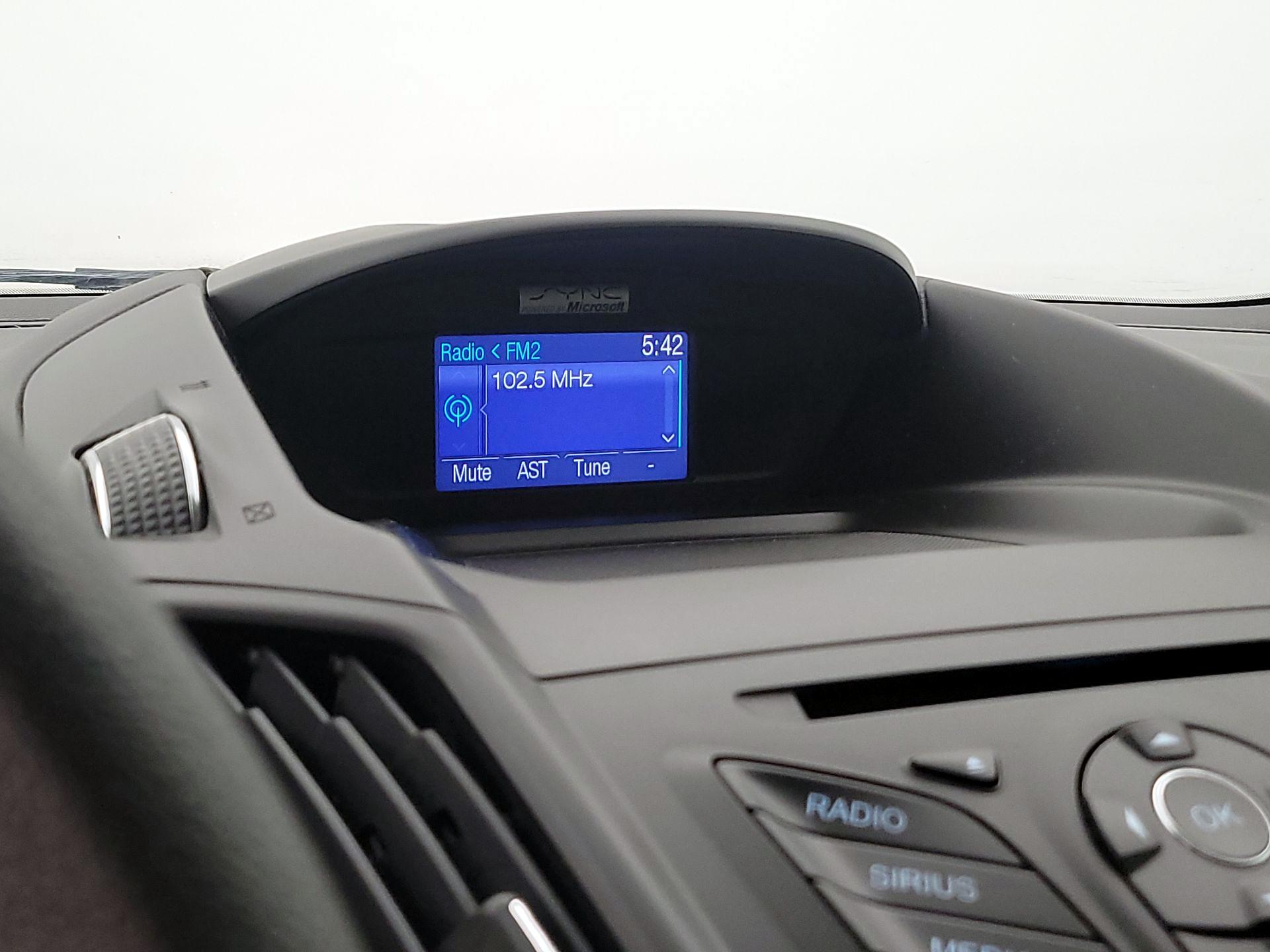 Thumbnail: 2014 Ford Escape - 15