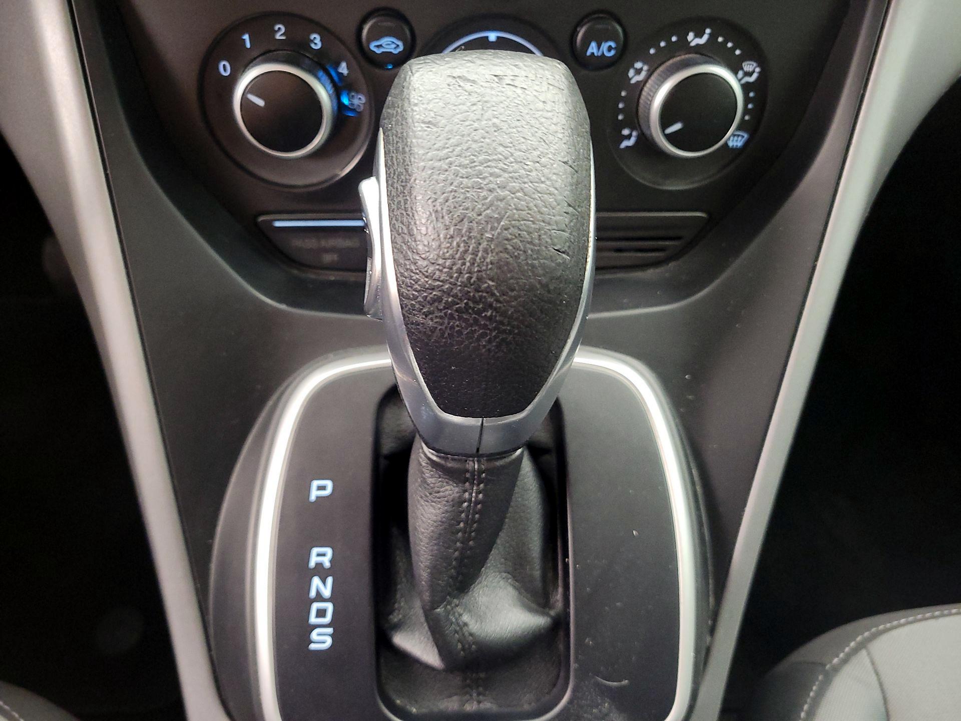 Thumbnail: 2014 Ford Escape - 17