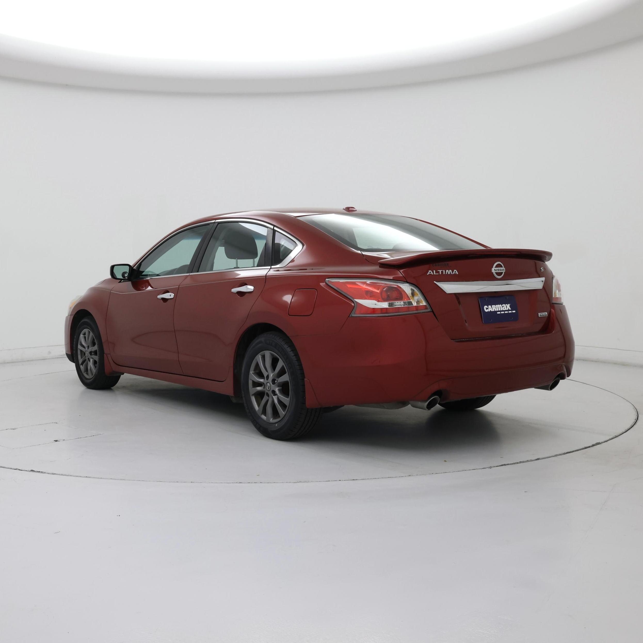 Thumbnail: 2015 Nissan Altima - 2