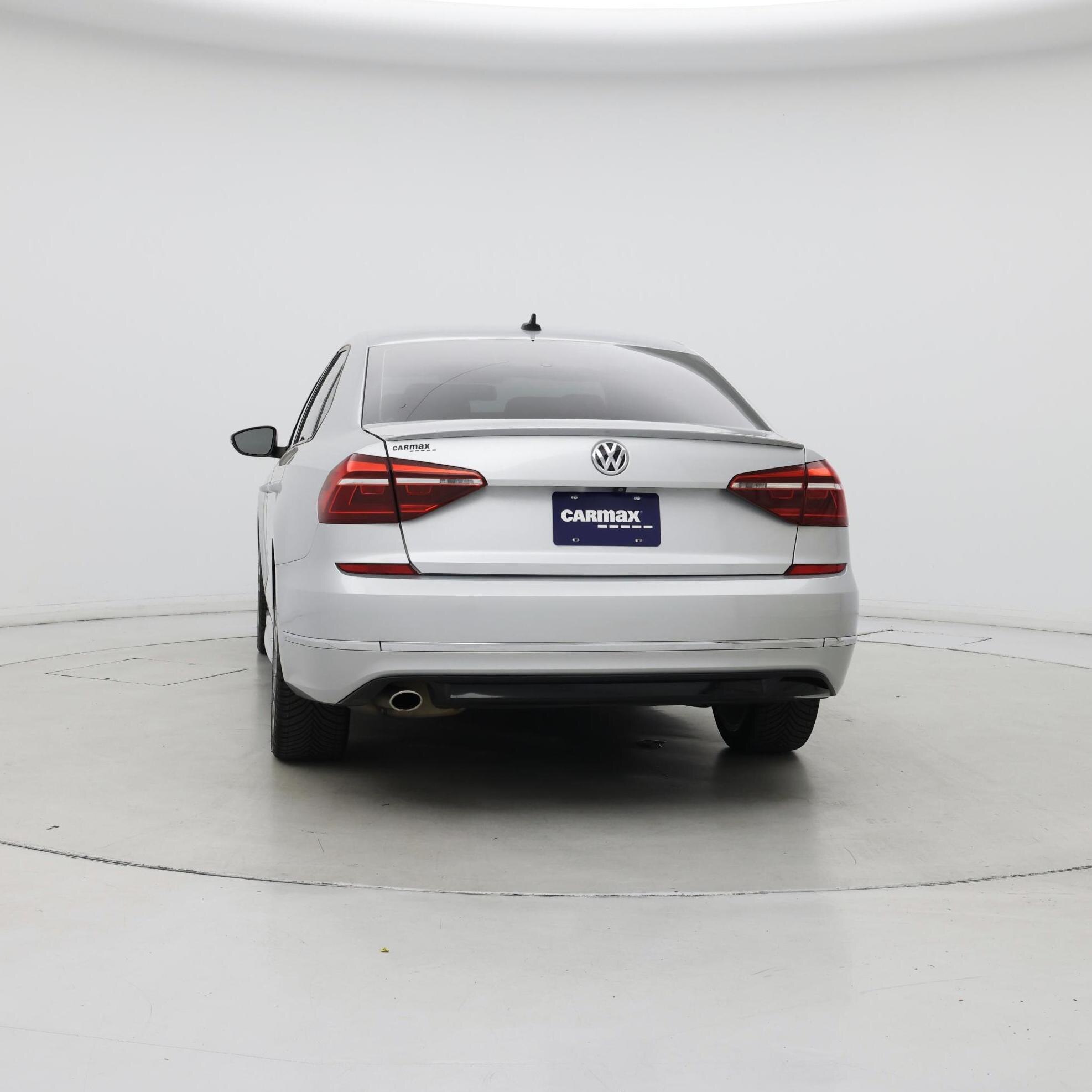 Thumbnail: 2018 Volkswagen Passat - 6