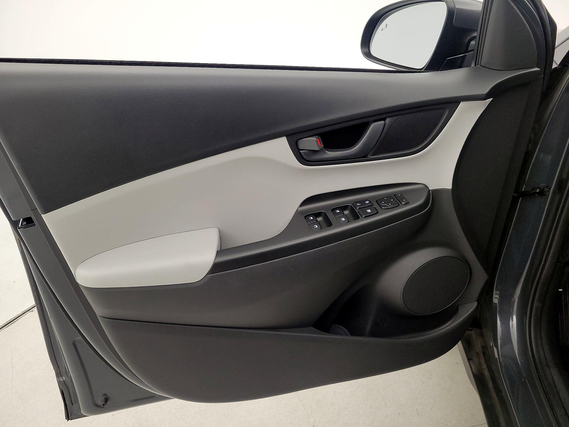 Thumbnail: 2023 Hyundai Kona - 12