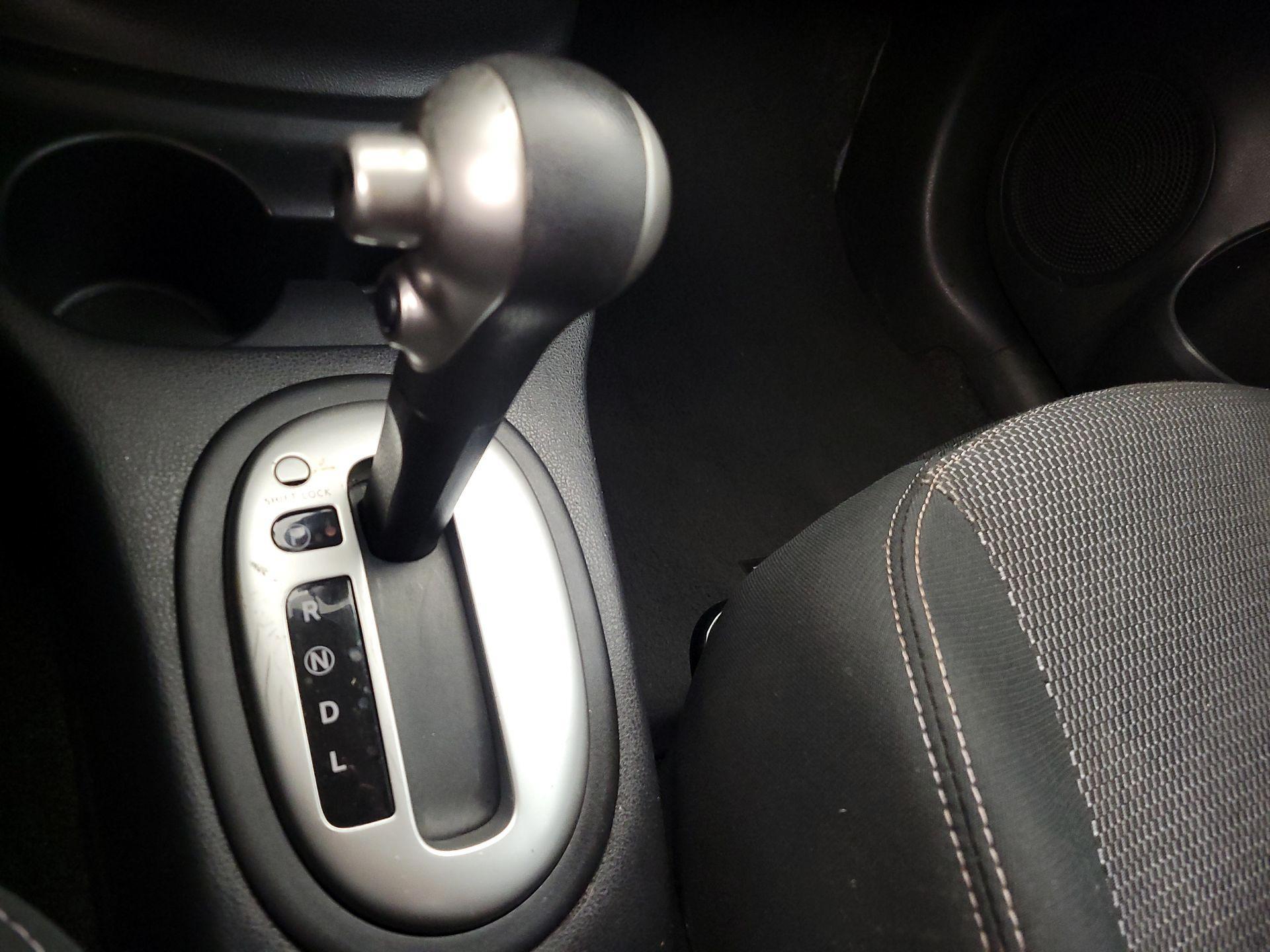 Thumbnail: 2014 Nissan Versa - 16
