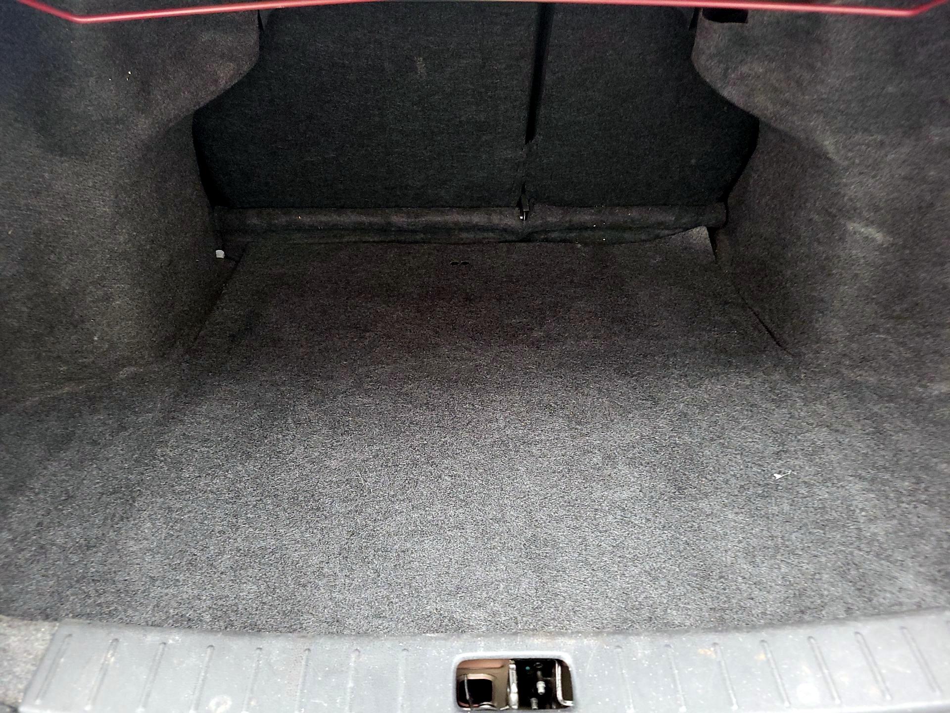 Thumbnail: 2014 Nissan Versa - 19