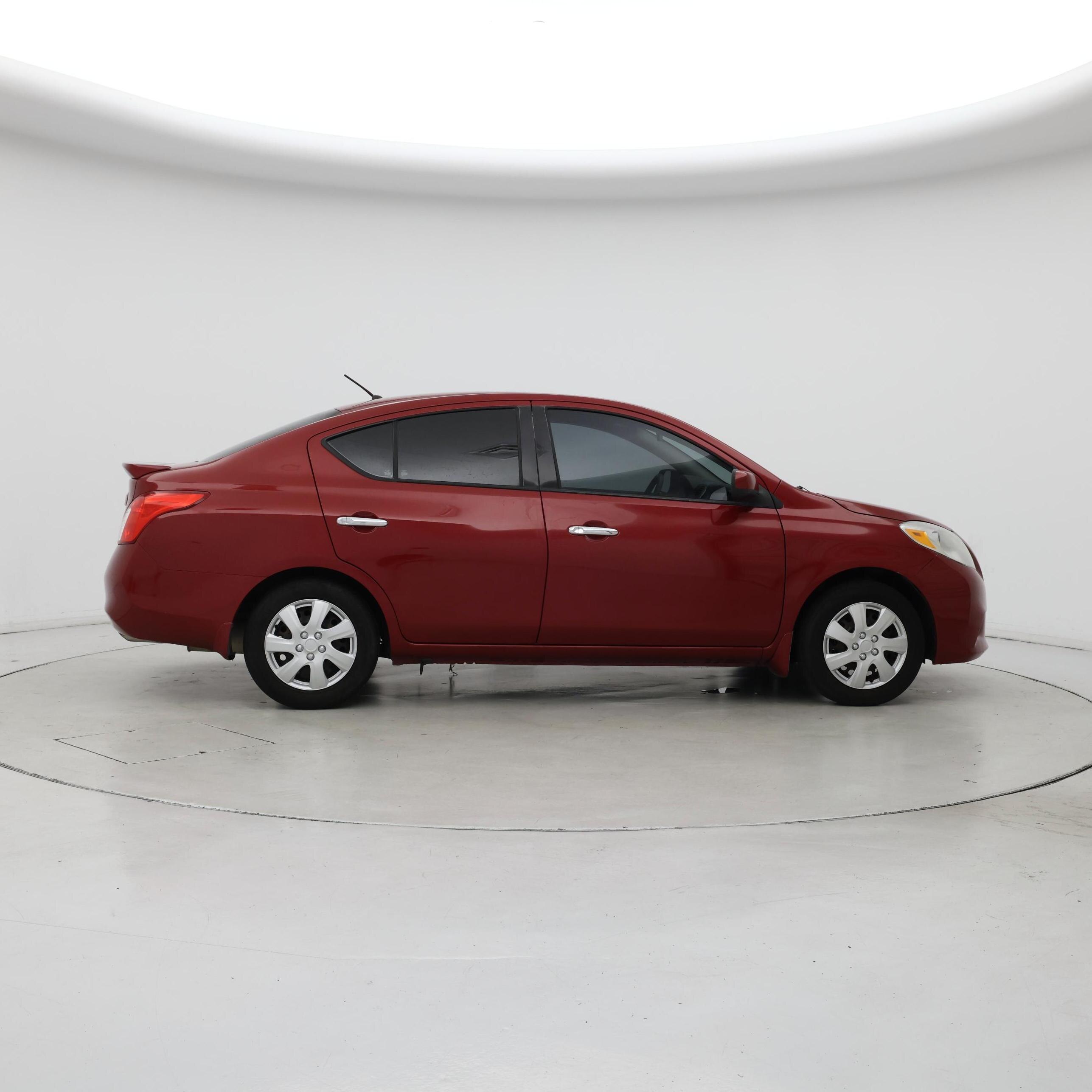 Thumbnail: 2014 Nissan Versa - 7
