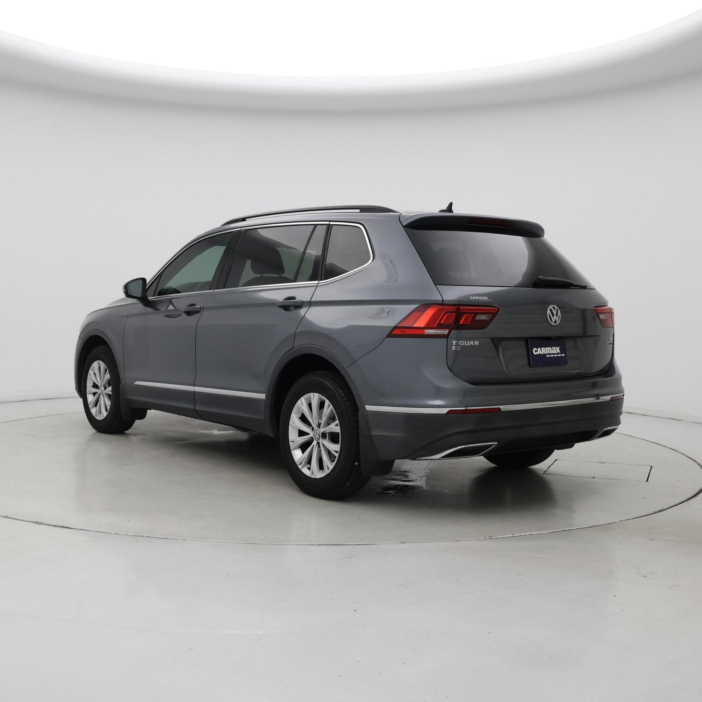Thumbnail: 2018 Volkswagen Tiguan - 2
