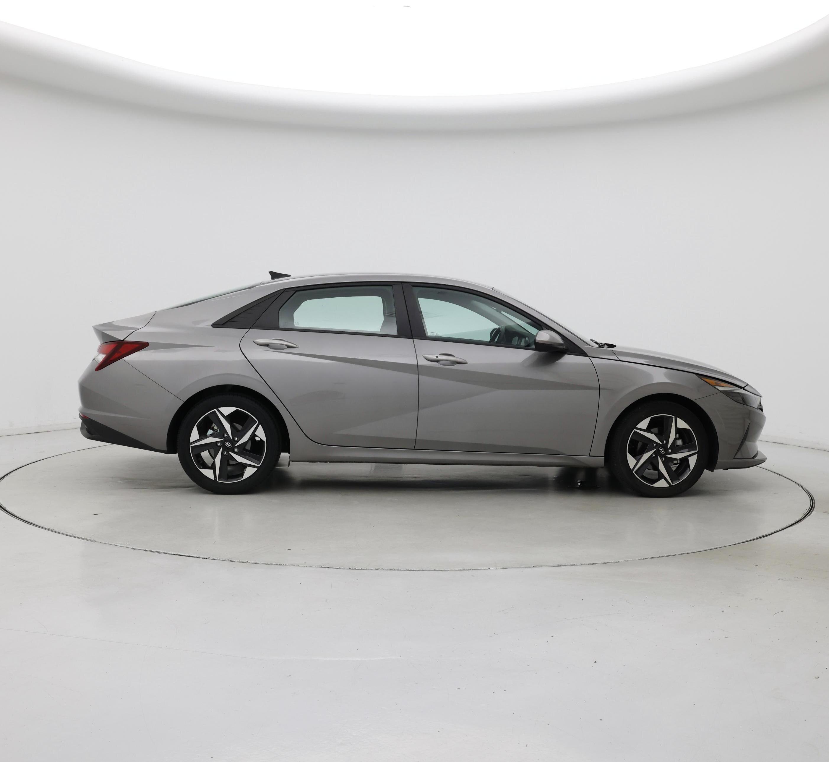 Thumbnail: 2023 Hyundai Elantra - 7