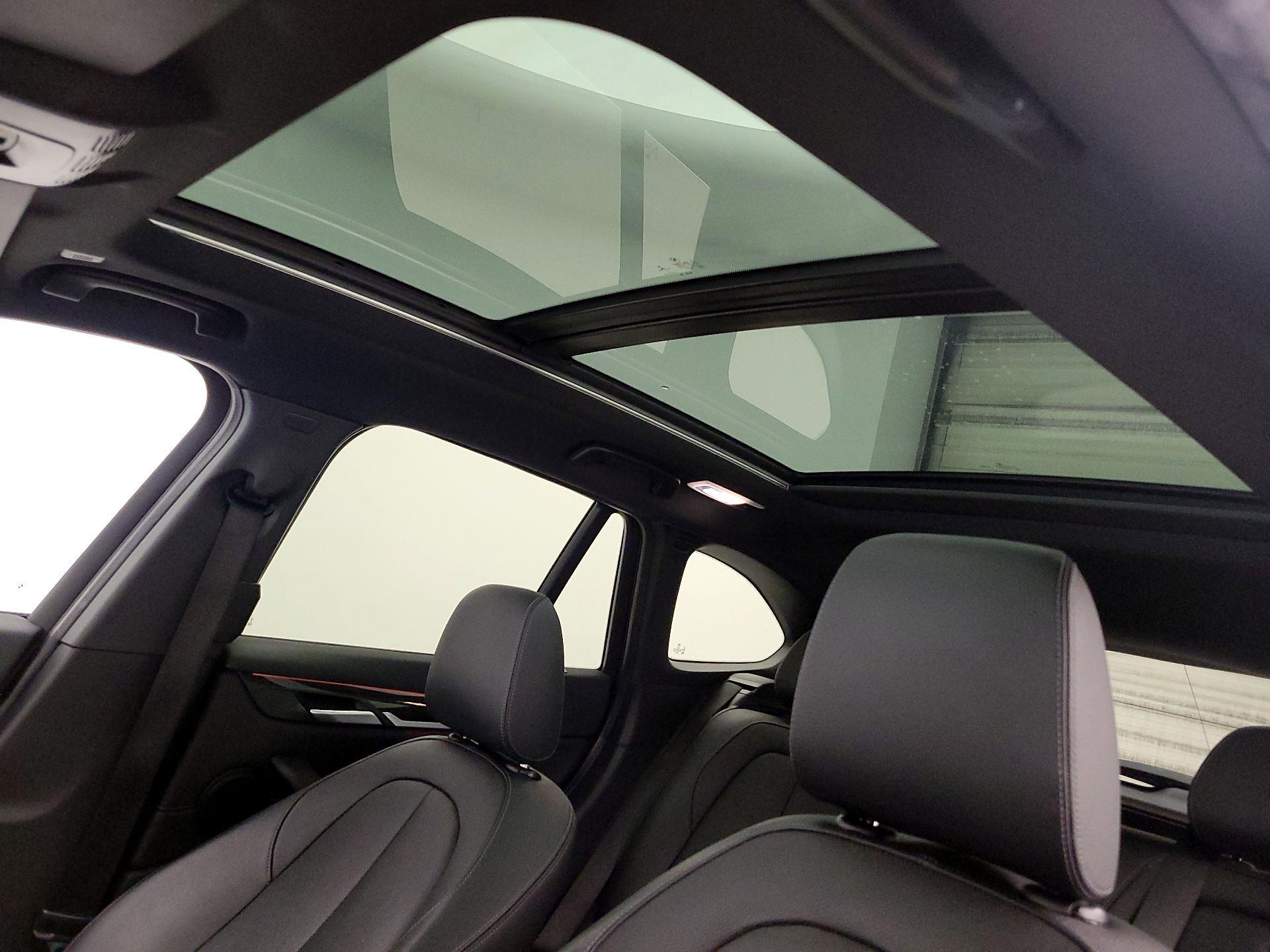 Thumbnail: 2018 BMW X1 - 19