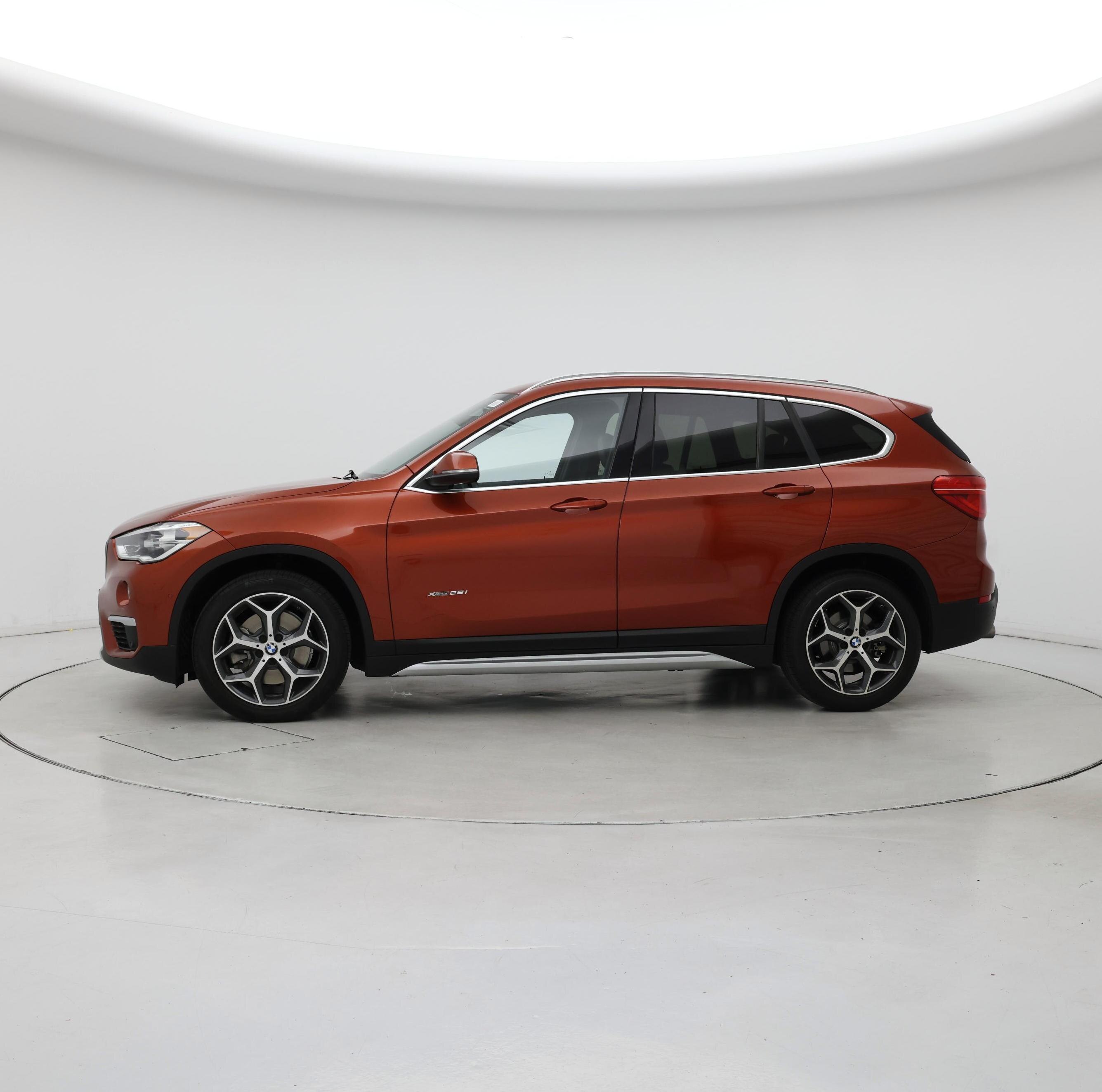 Thumbnail: 2018 BMW X1 - 3