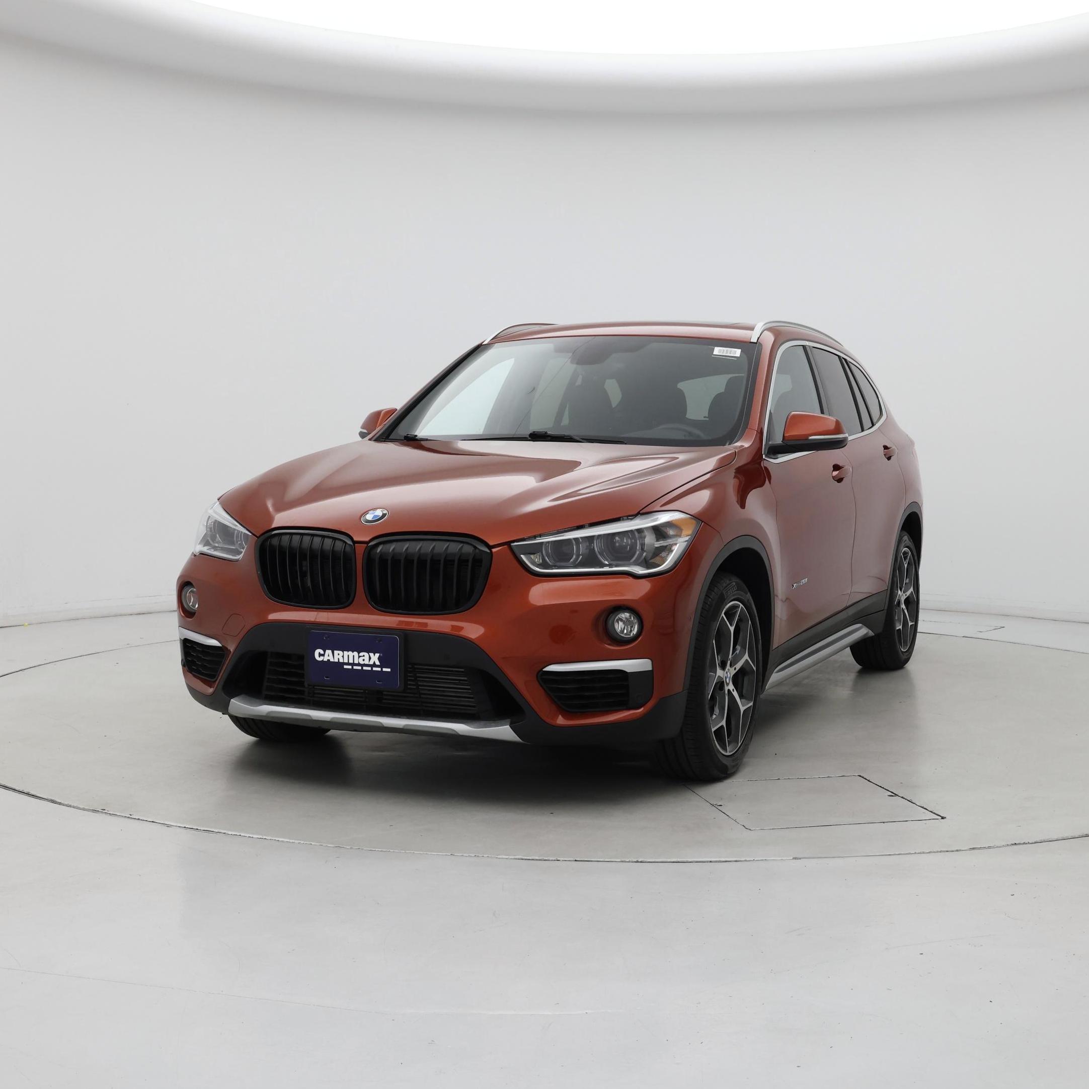 Thumbnail: 2018 BMW X1 - 4
