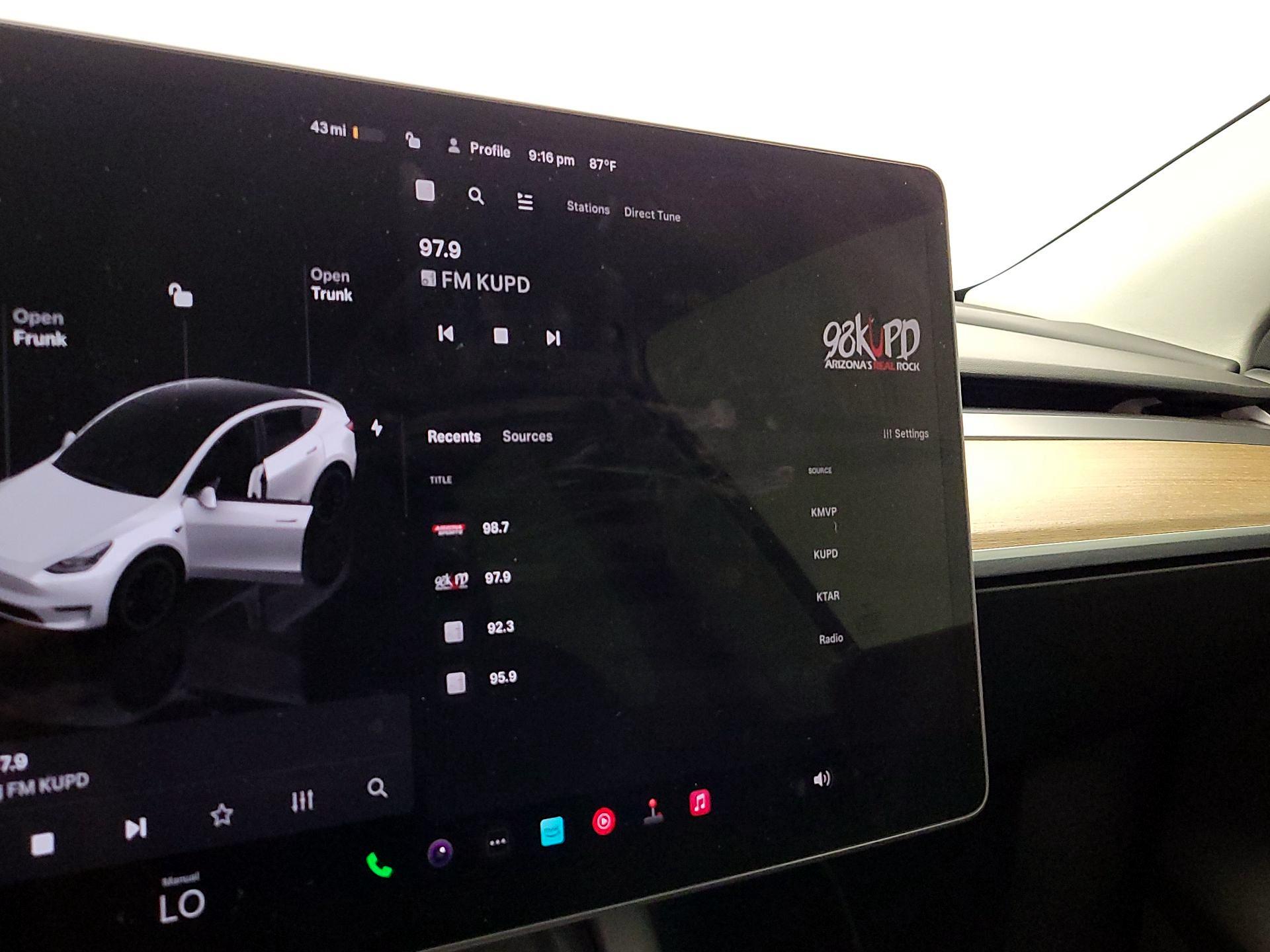 Thumbnail: 2022 Tesla Model Y - 15