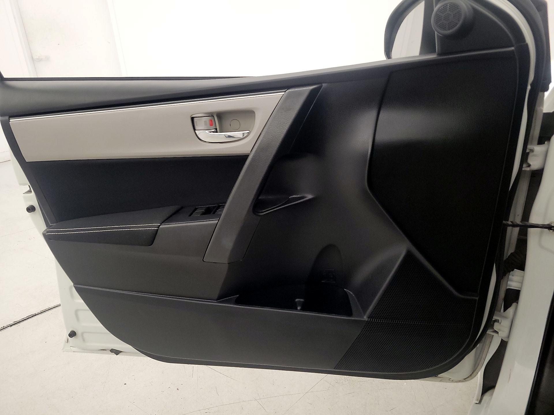Thumbnail: 2019 Toyota Corolla - 12