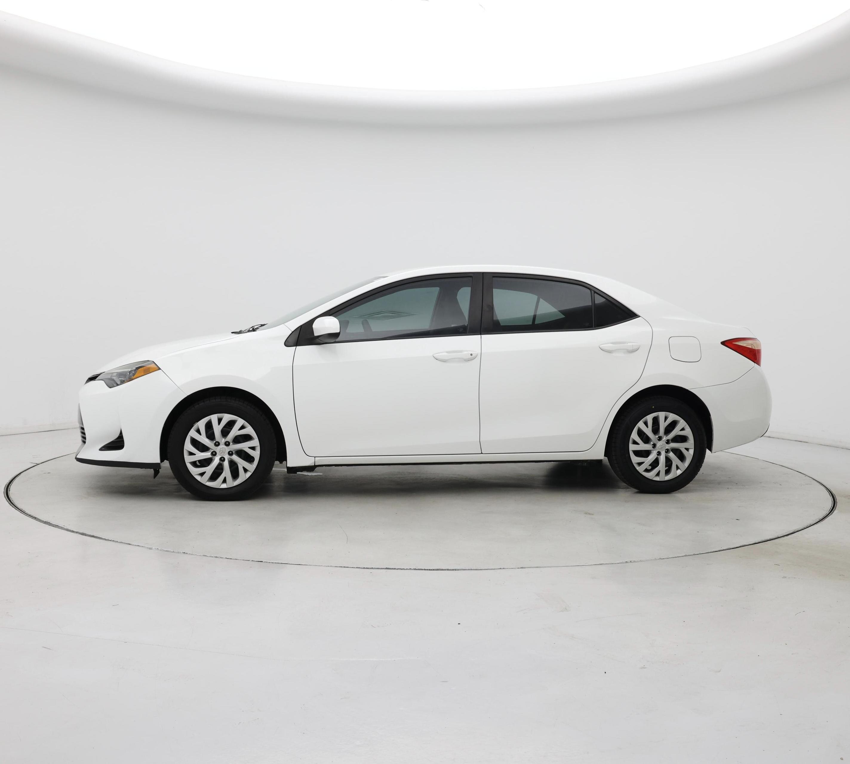 Thumbnail: 2019 Toyota Corolla - 3