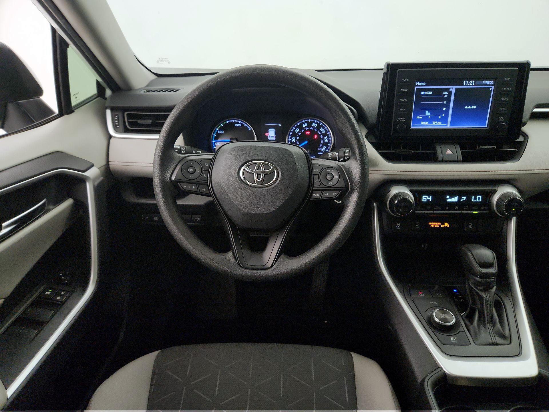 Thumbnail: 2019 Toyota RAV4 - 10